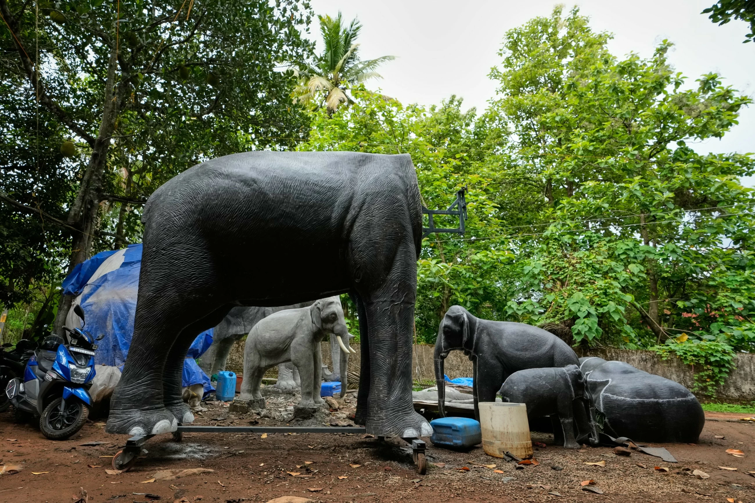 Robotic elephants draw crowds and controversy in some of India's Hindu temples