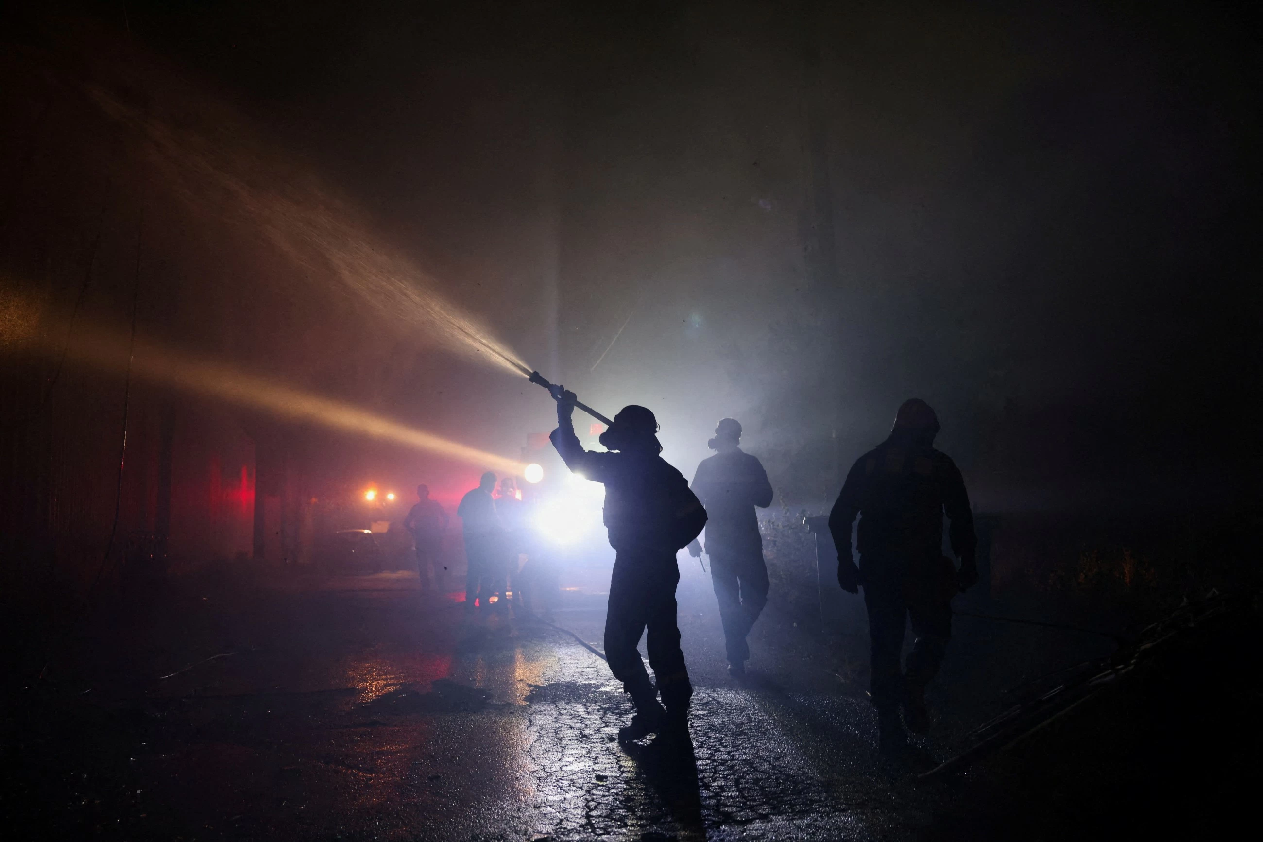 Wildfires rage in Portugal, Greece and Spain