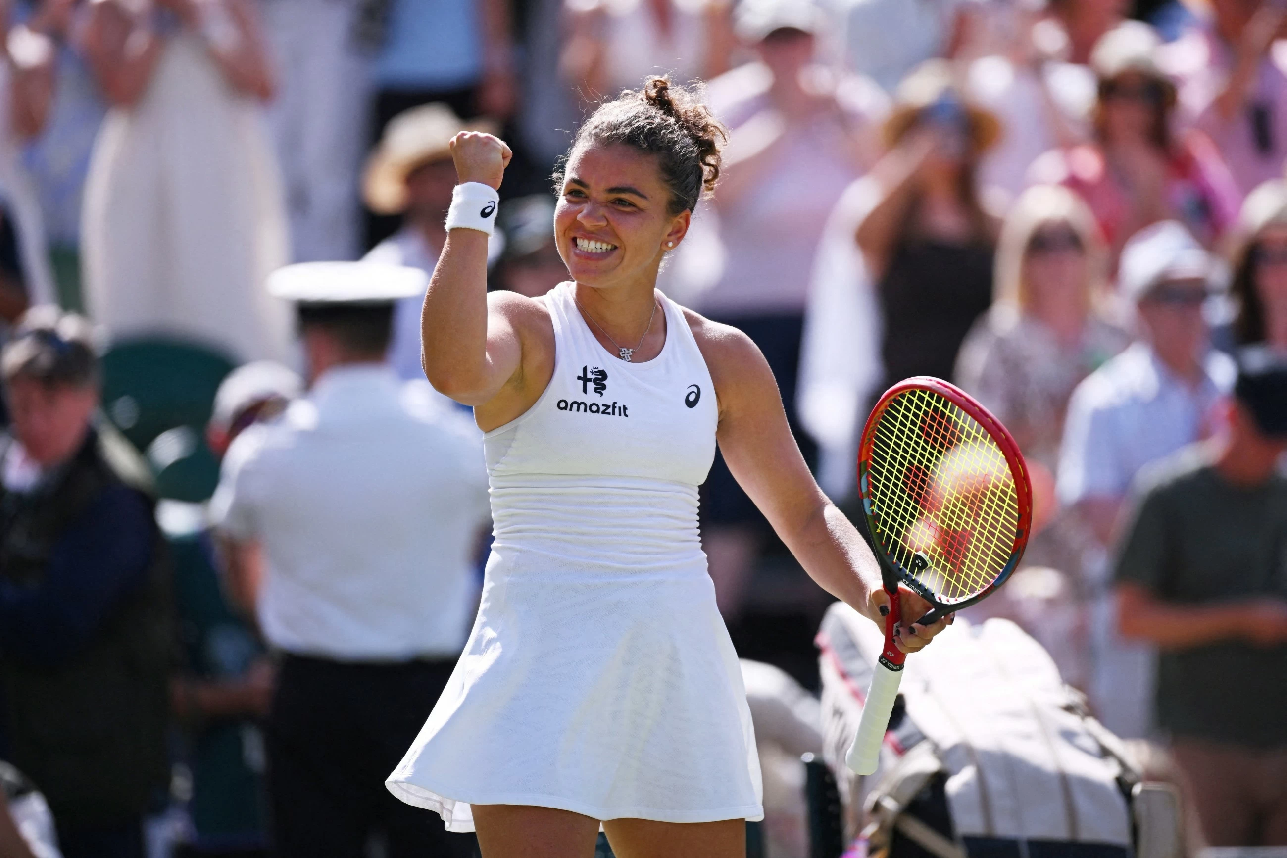 Britain's Fery stuns Dimitrov, Paolini into Wimbledon quarters