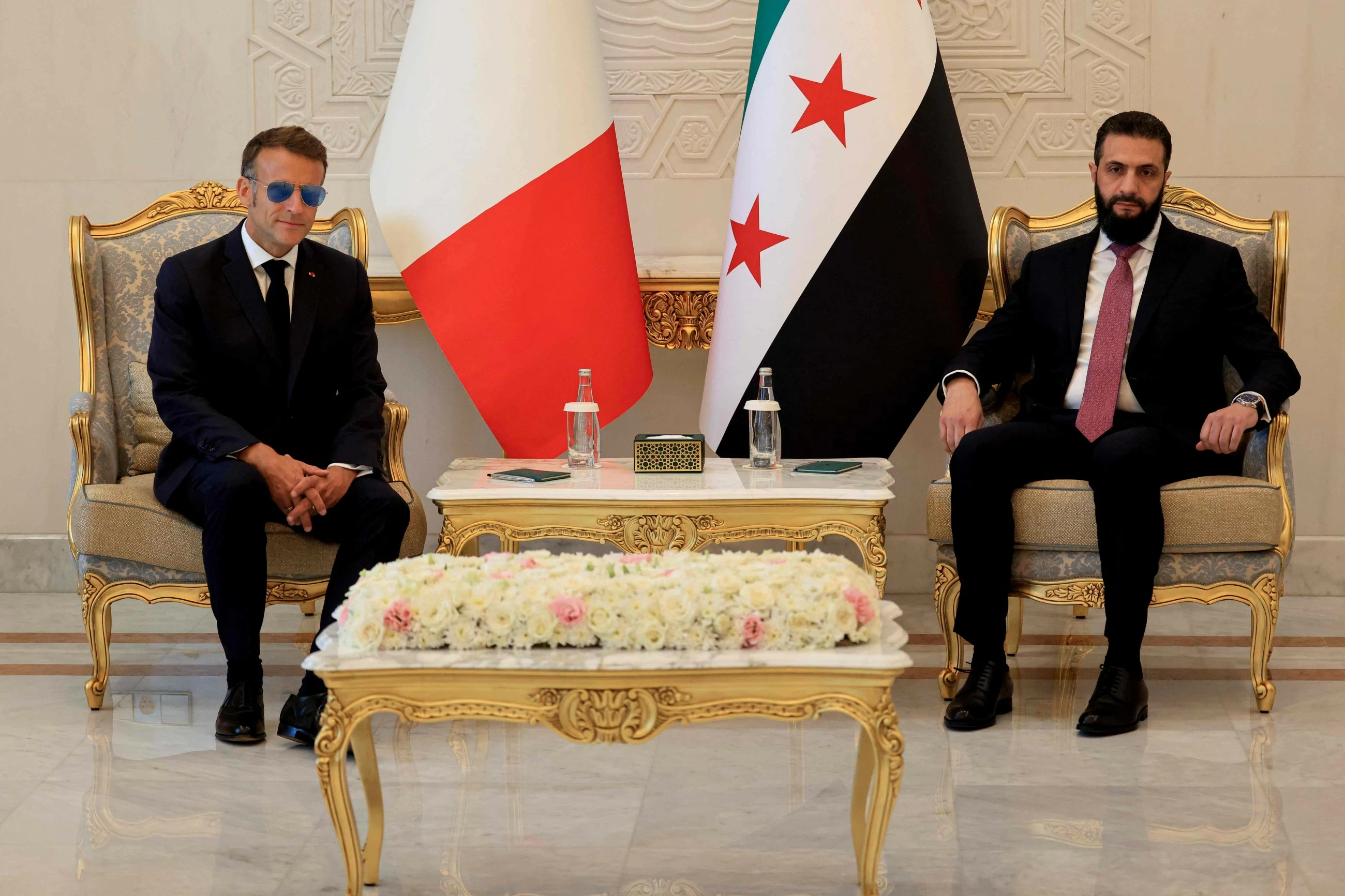 Blasts rock Damascus during Macron visit