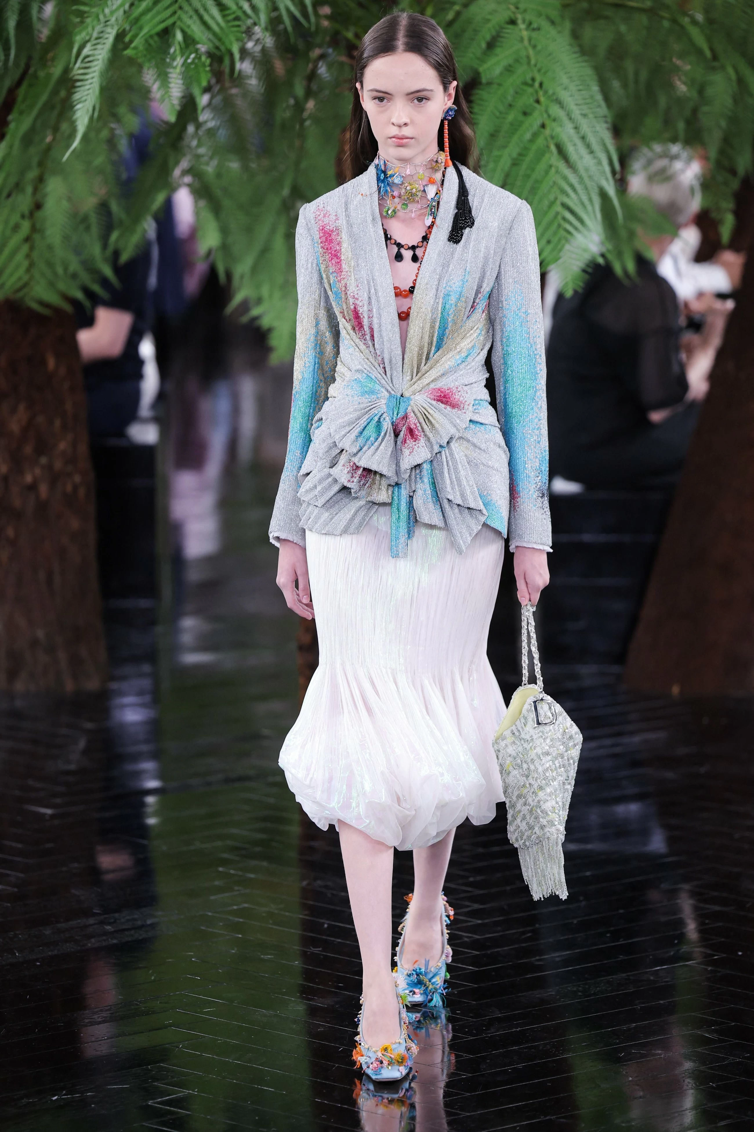 After designing Taylor Swift&rsquo;s wedding dress, Anderson returns to catwalk