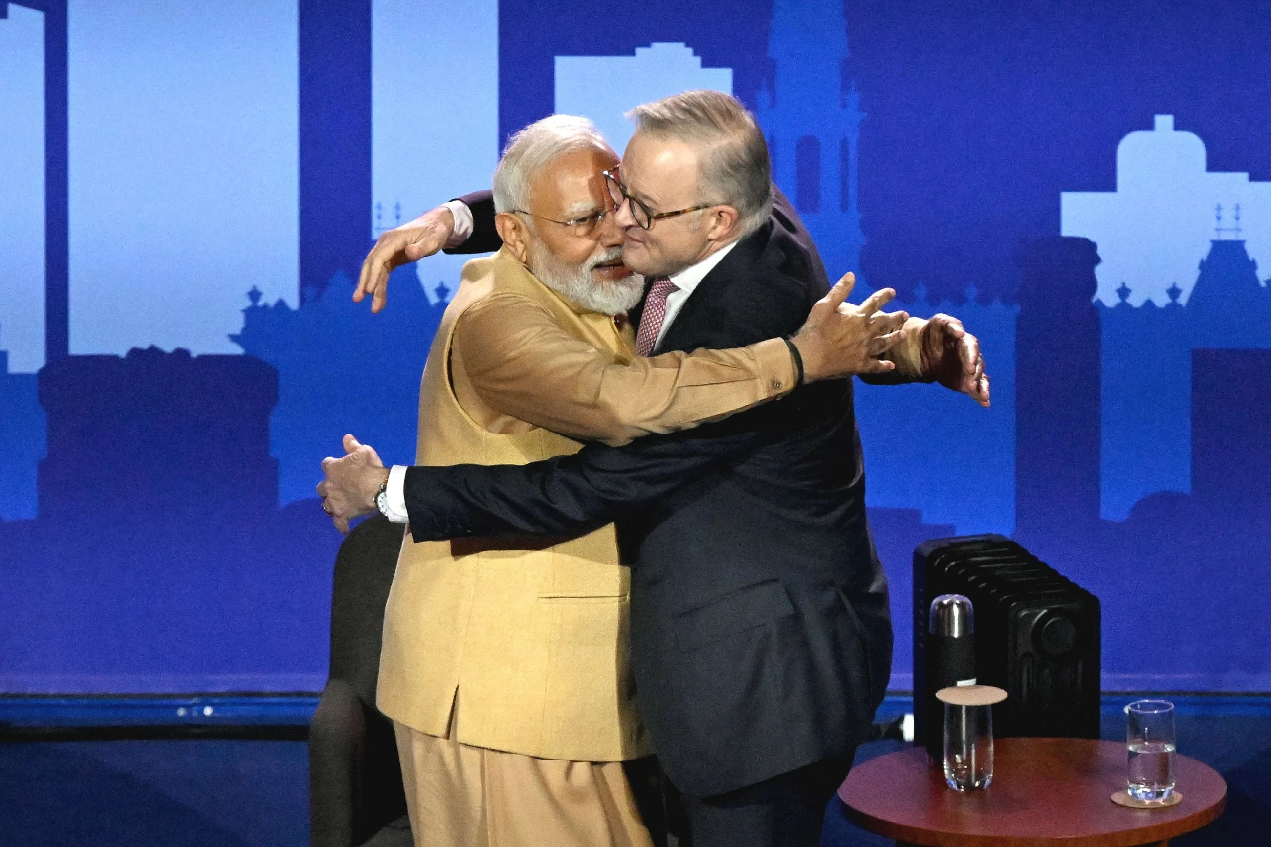 Australia, India strike deal on uranium exports during Modi visit