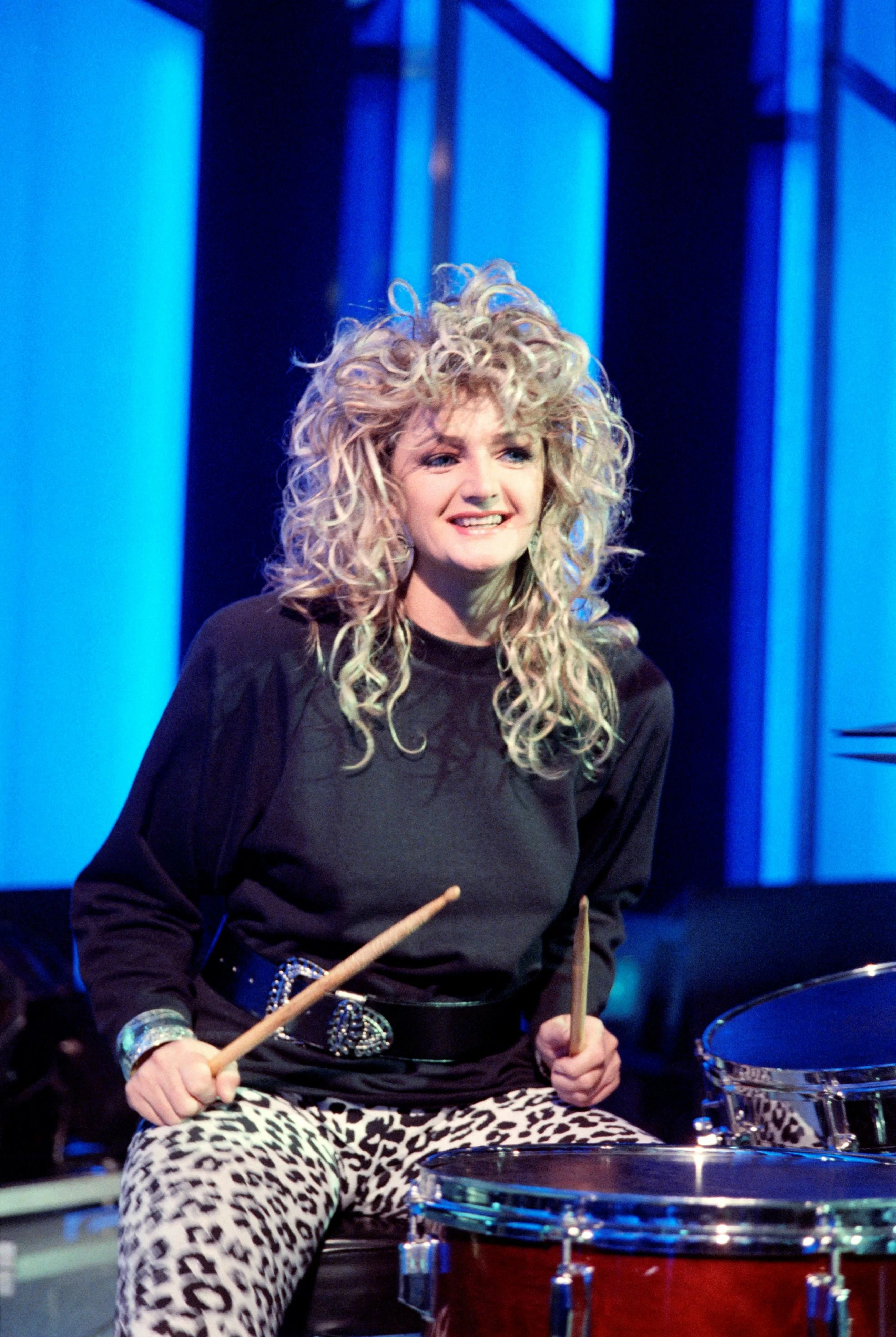 Famed Welsh singer Bonnie Tyler passes away at 75, stars pay tribute