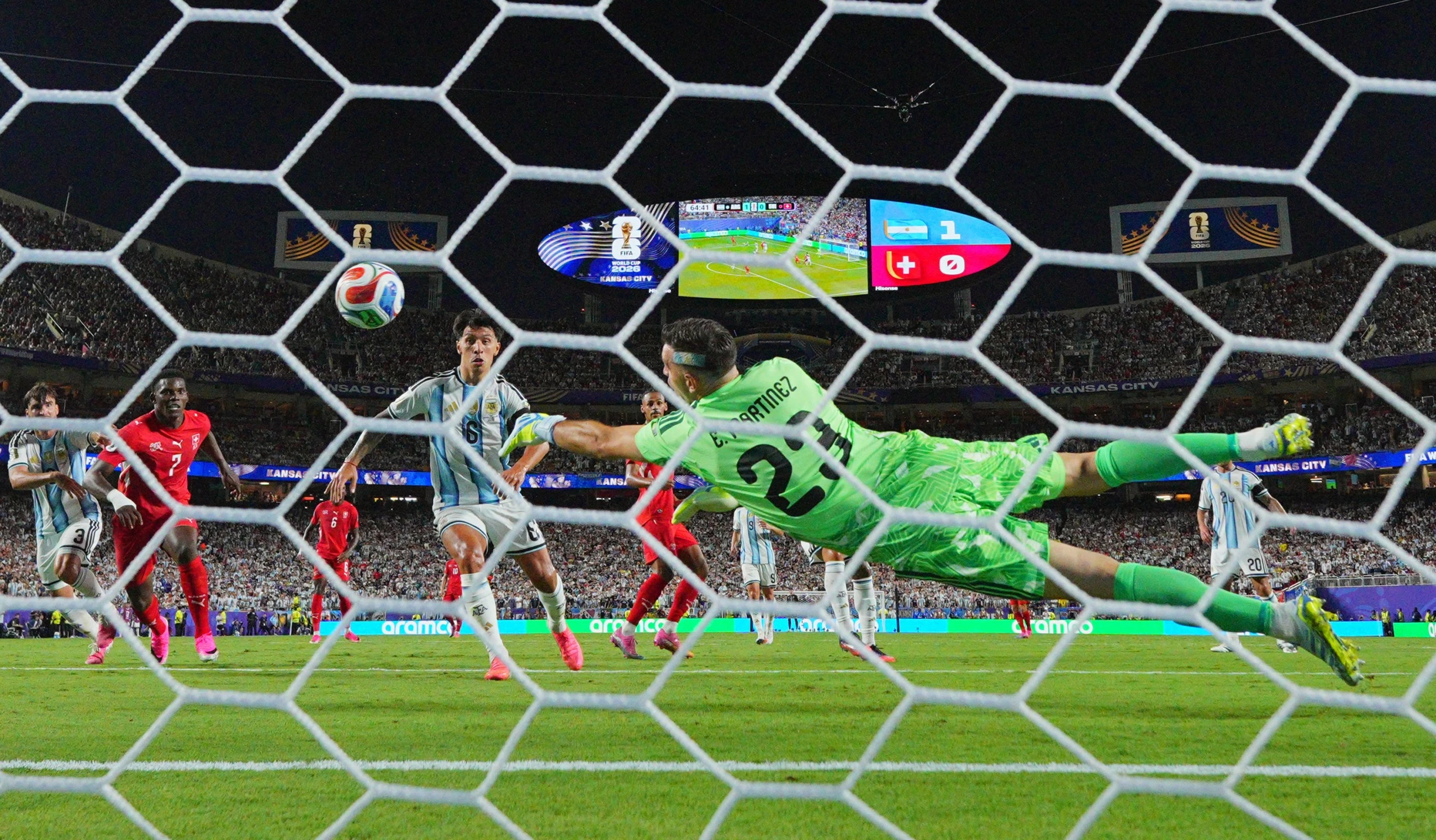 England, Argentina set up World Cup showdown after quarter-final wins
