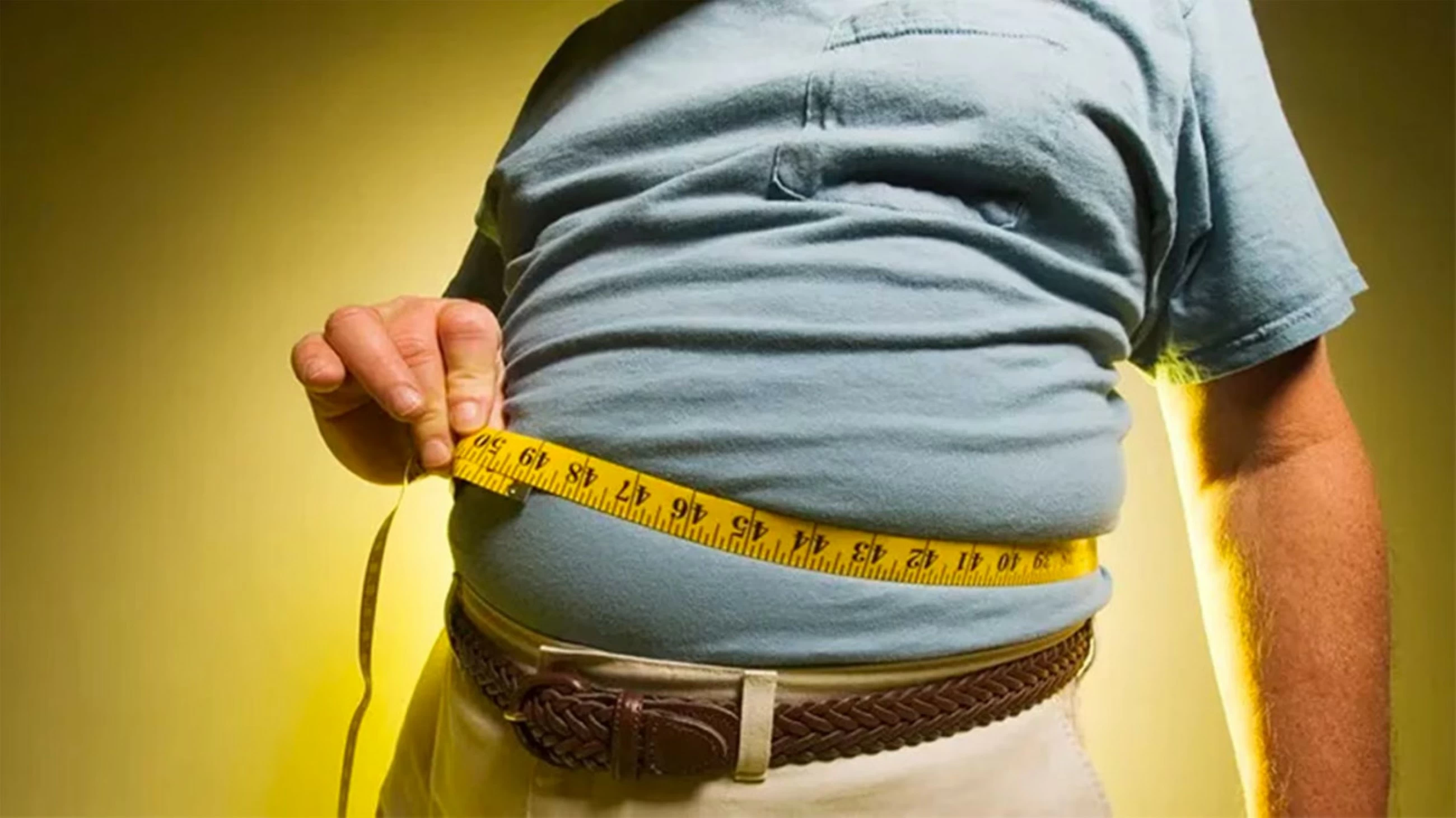 Supermarkets could be hit with penalties over junk food sales under new proposals to tackle obesity