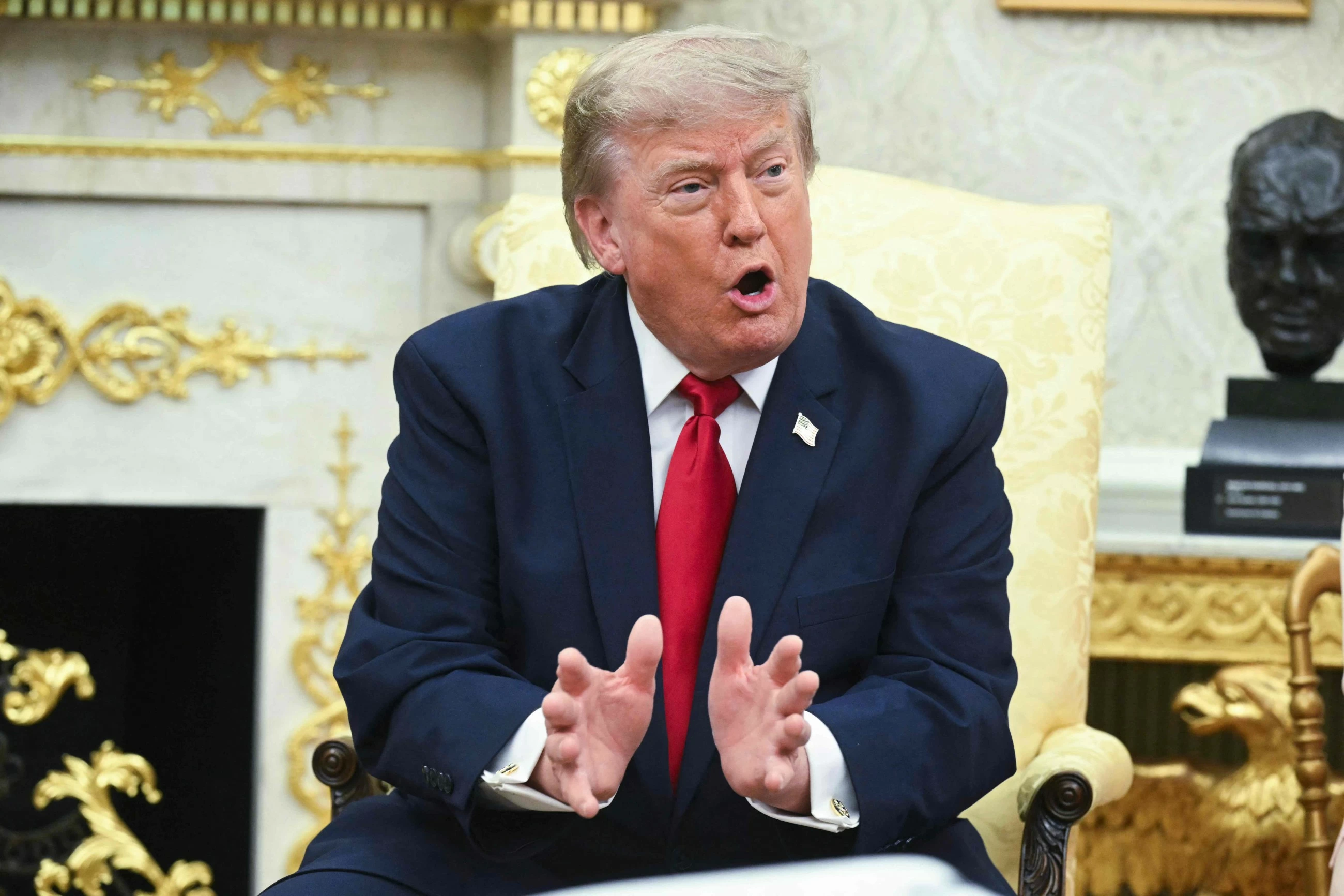 Iran renews attacks on Gulf states after another night of US strikes