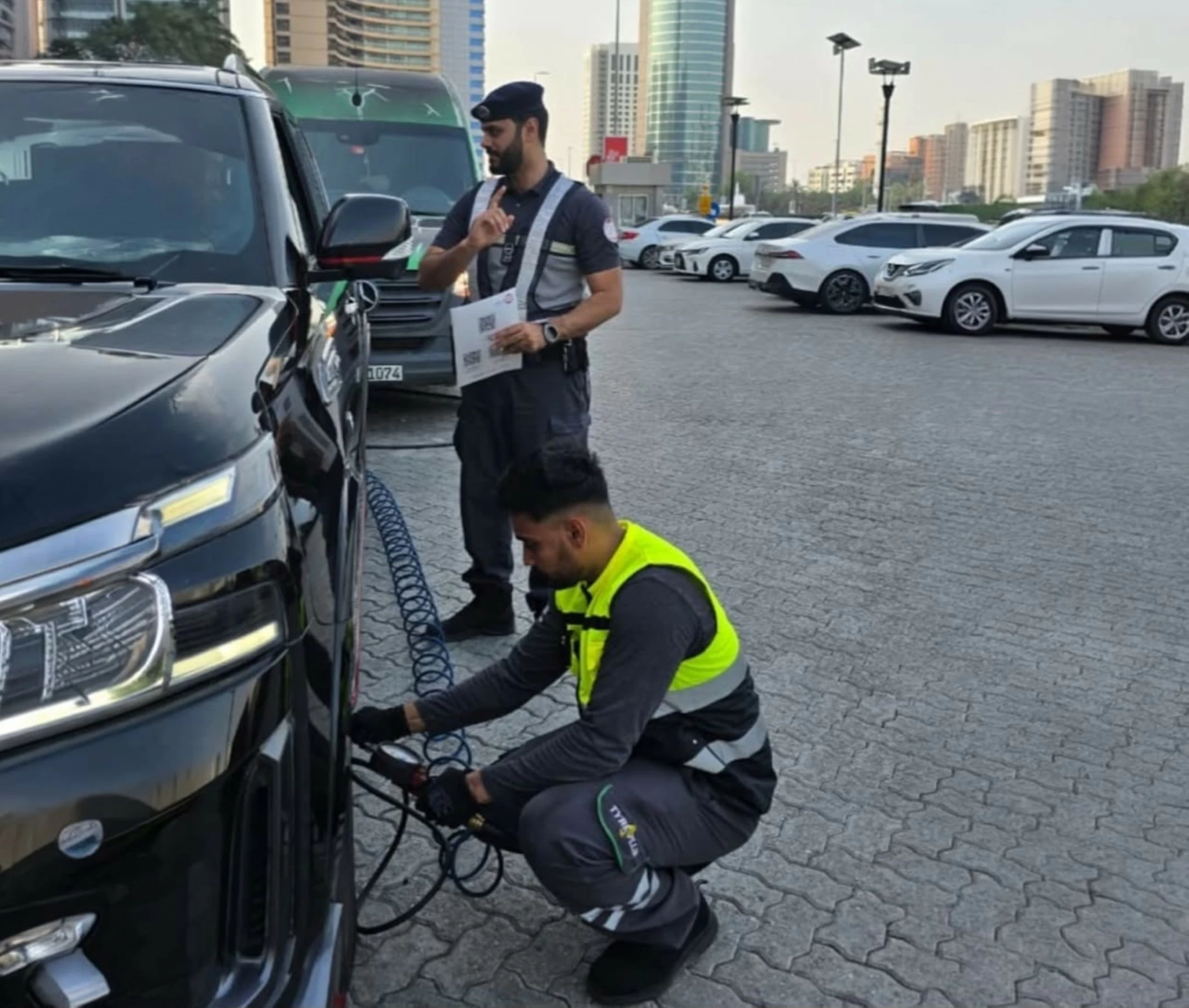 Abu Dhabi Police raise awareness among motorists about tyre safety