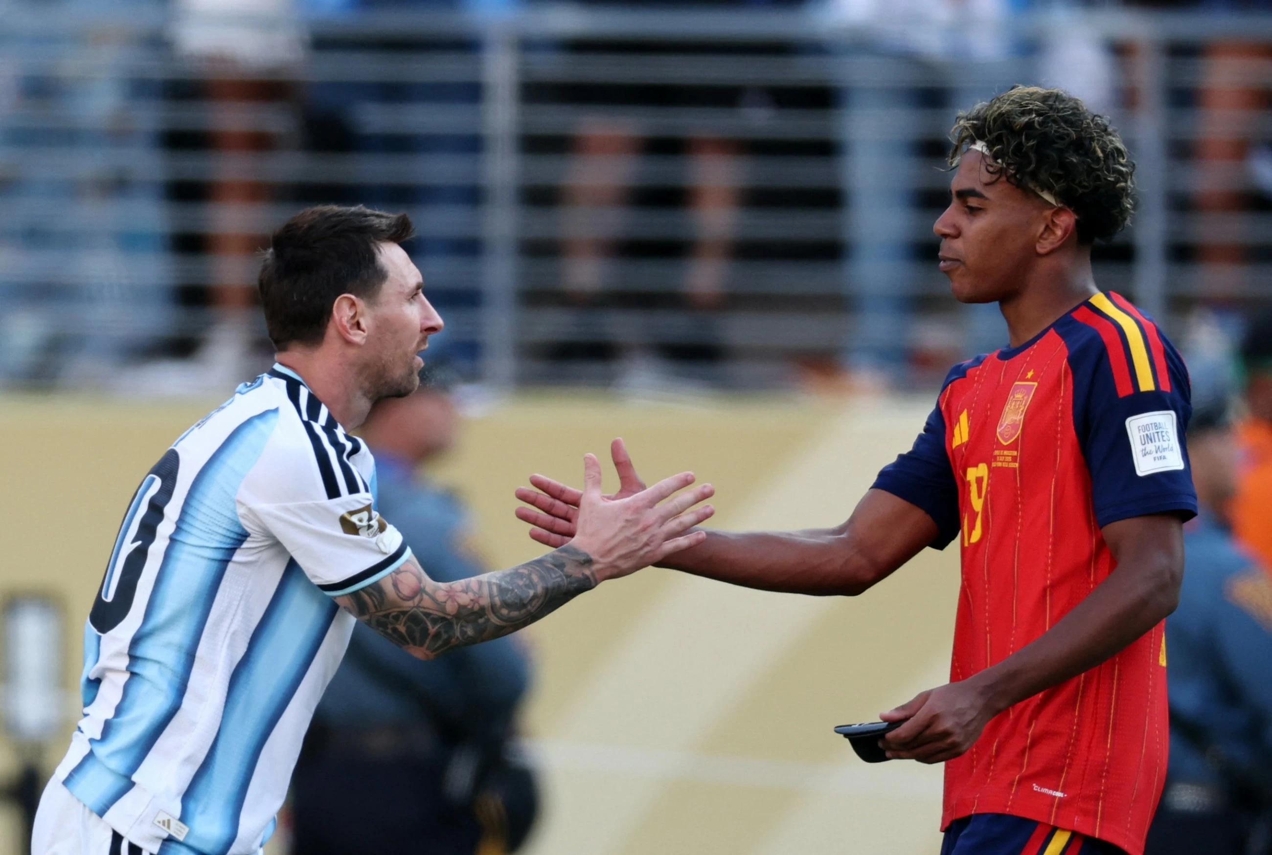 Yamal's embrace of Messi becomes defining image of Spain's World Cup triumph