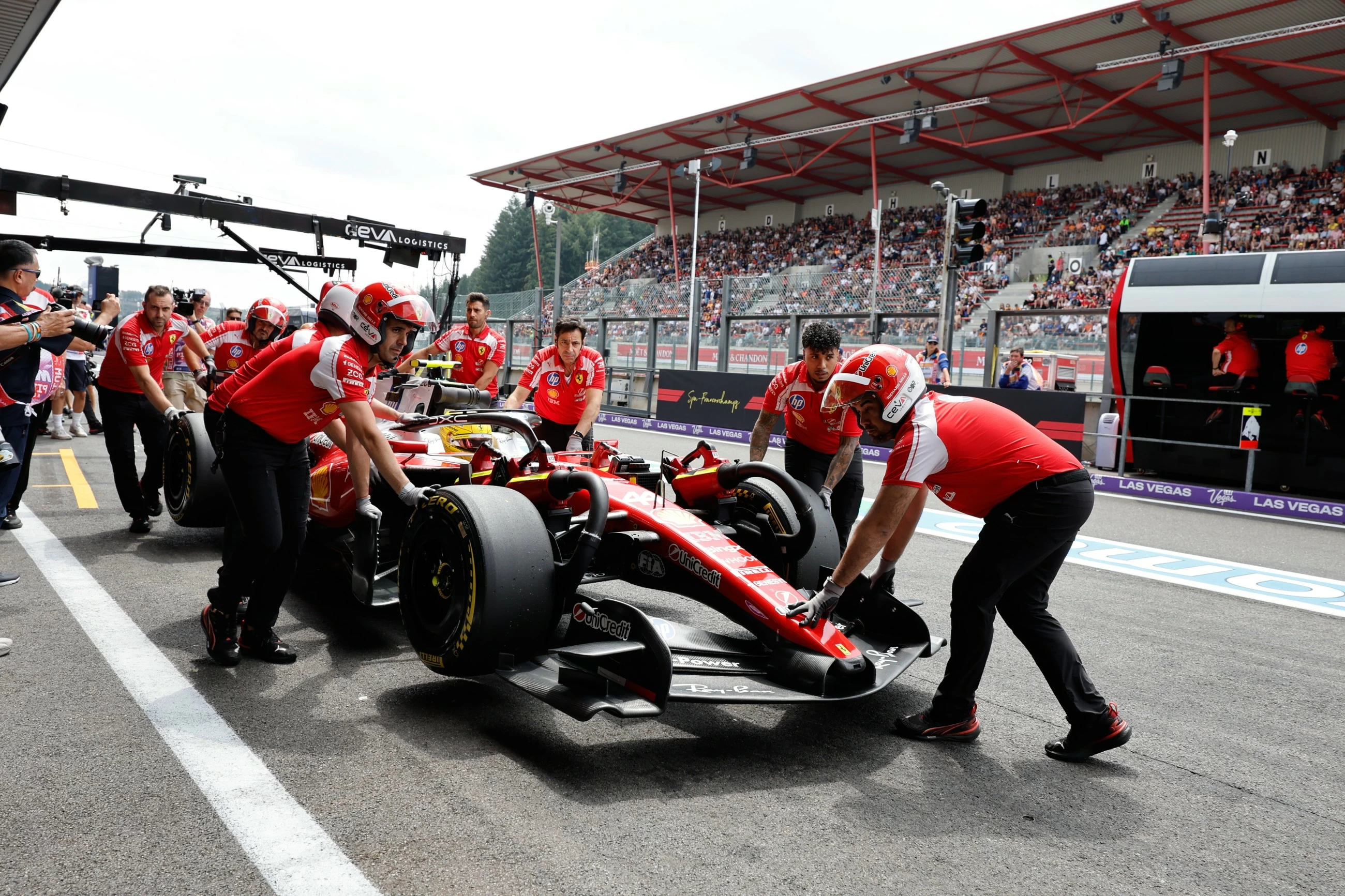 Hamilton can head into F1's August break on a Hungary high