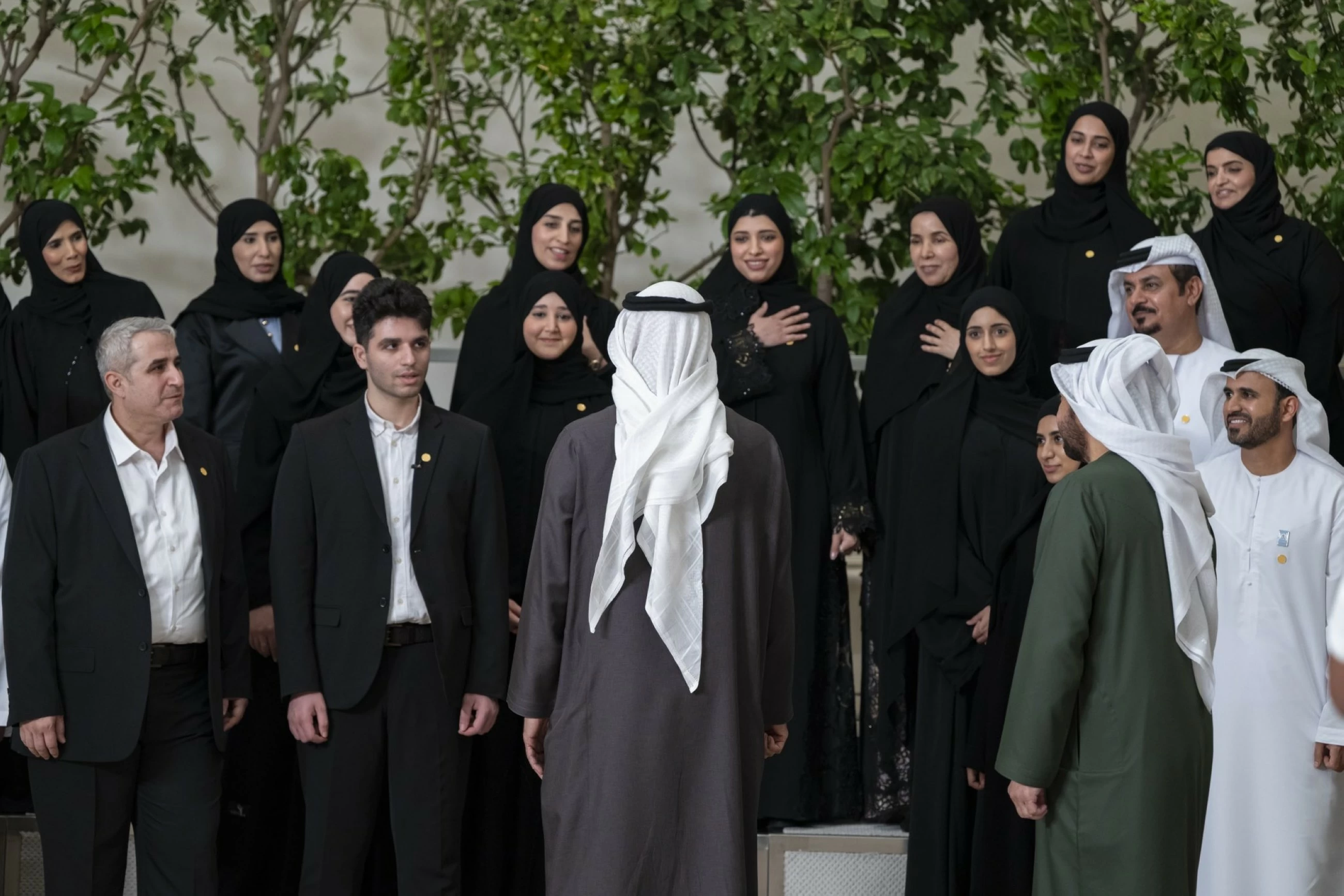 UAE President Sheikh Mohamed honours outstanding high school students