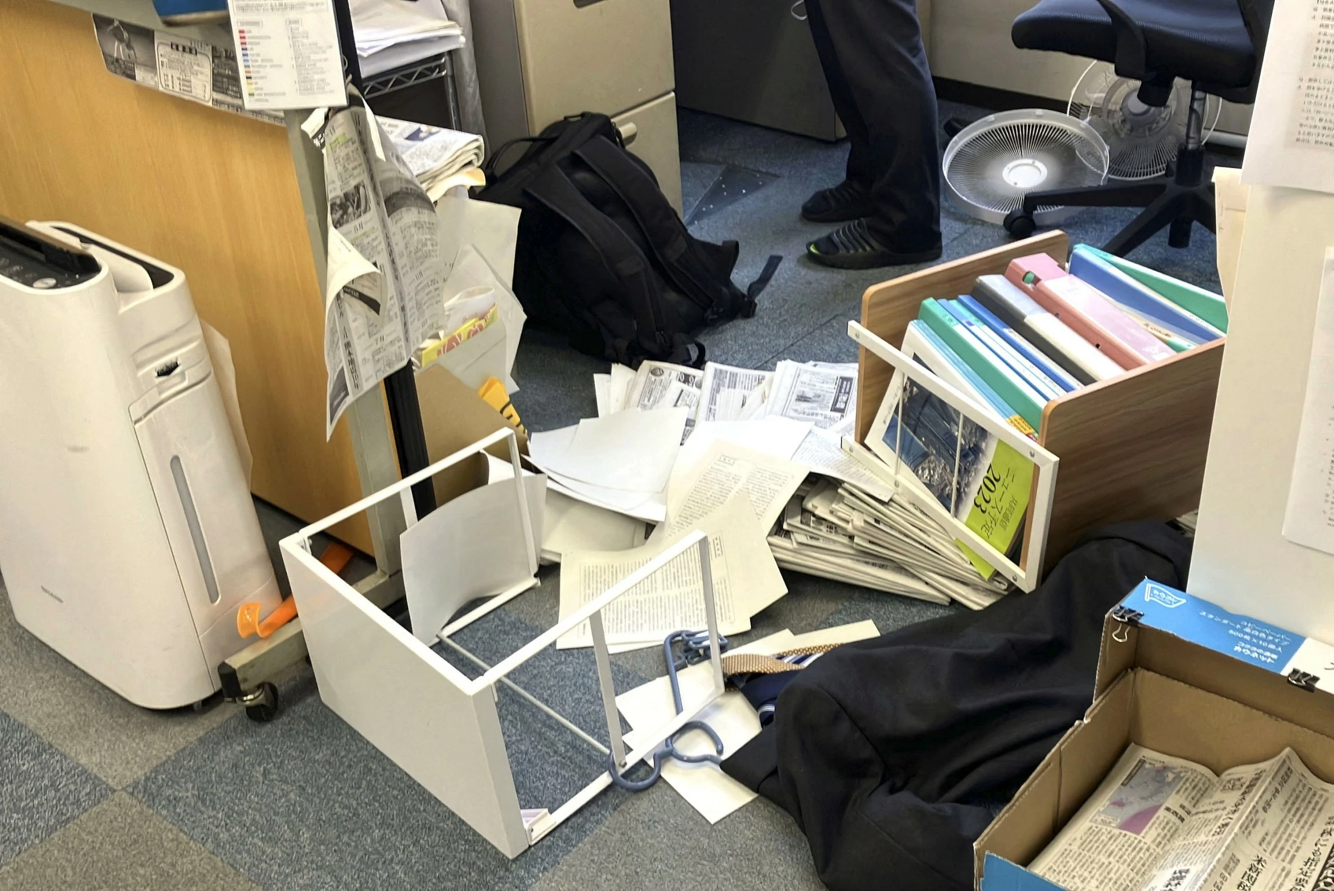 Major quake in Japan knocks out power, disrupts transport