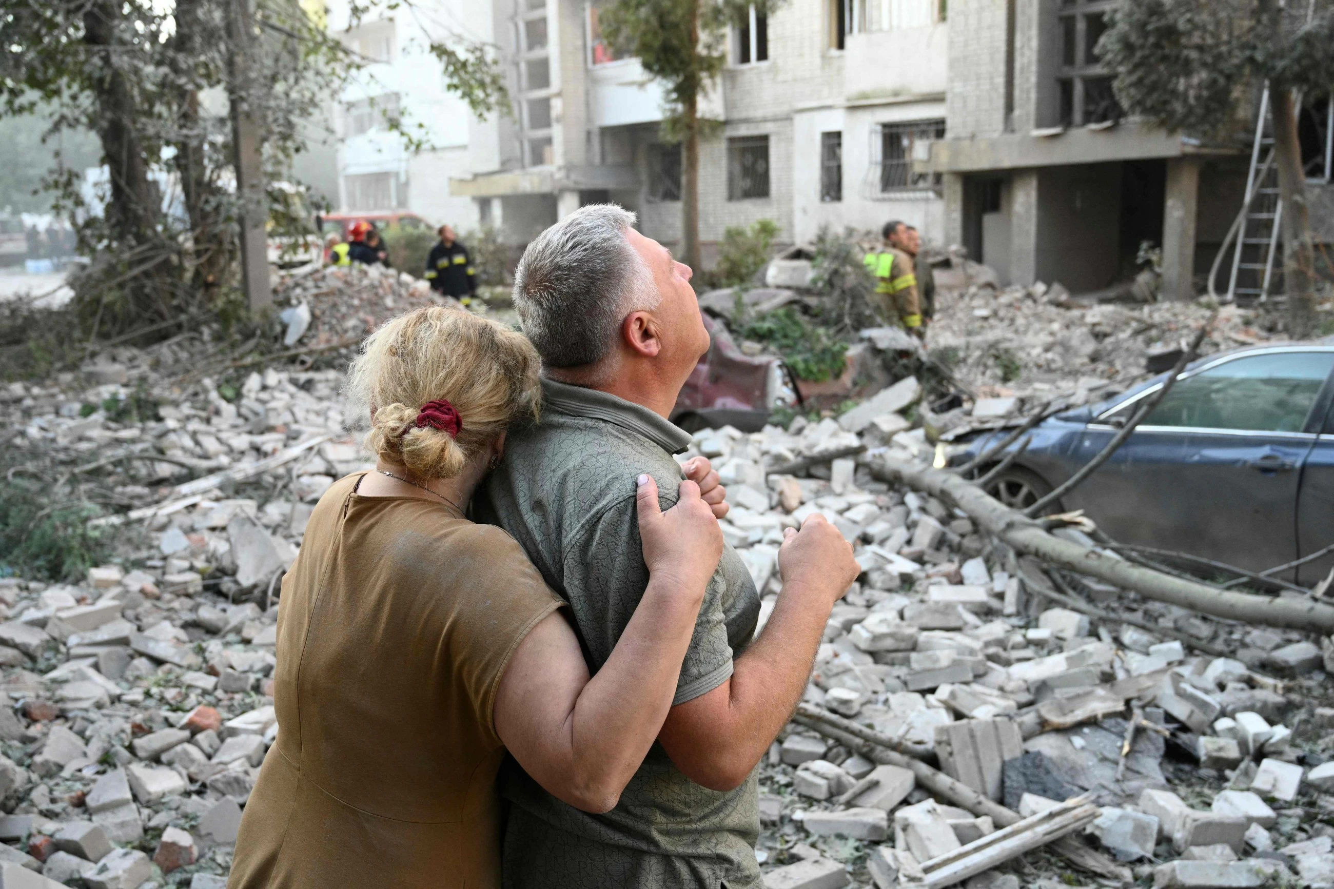 Russian strikes across Ukraine kill 8