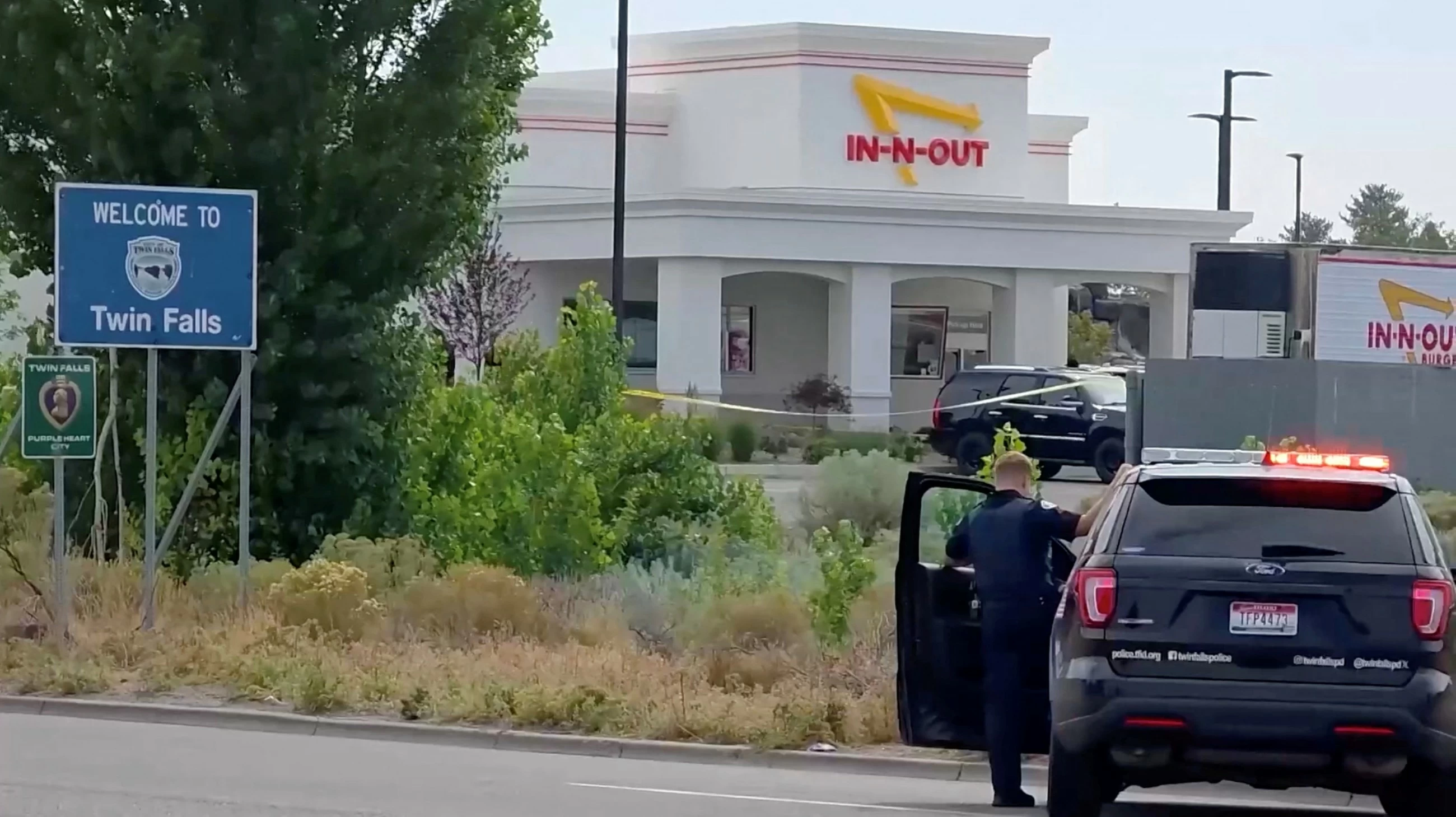 3 dead, 7 injured in US fast food restaurant shooting