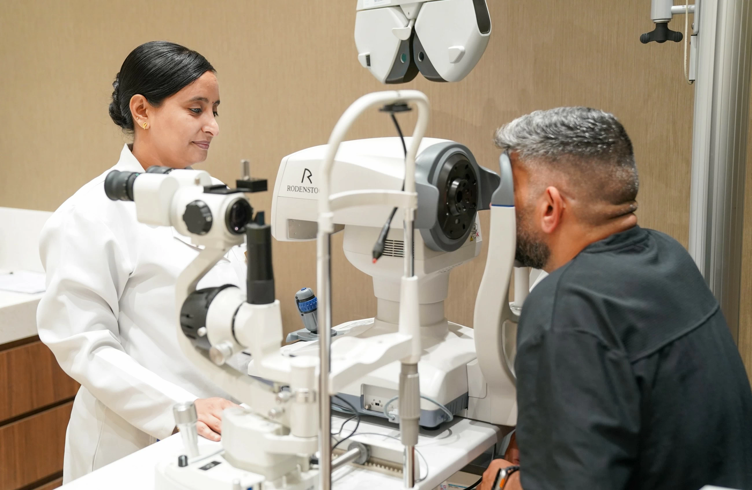 Dubai's driving licence eye test centres reach 434, says RTA