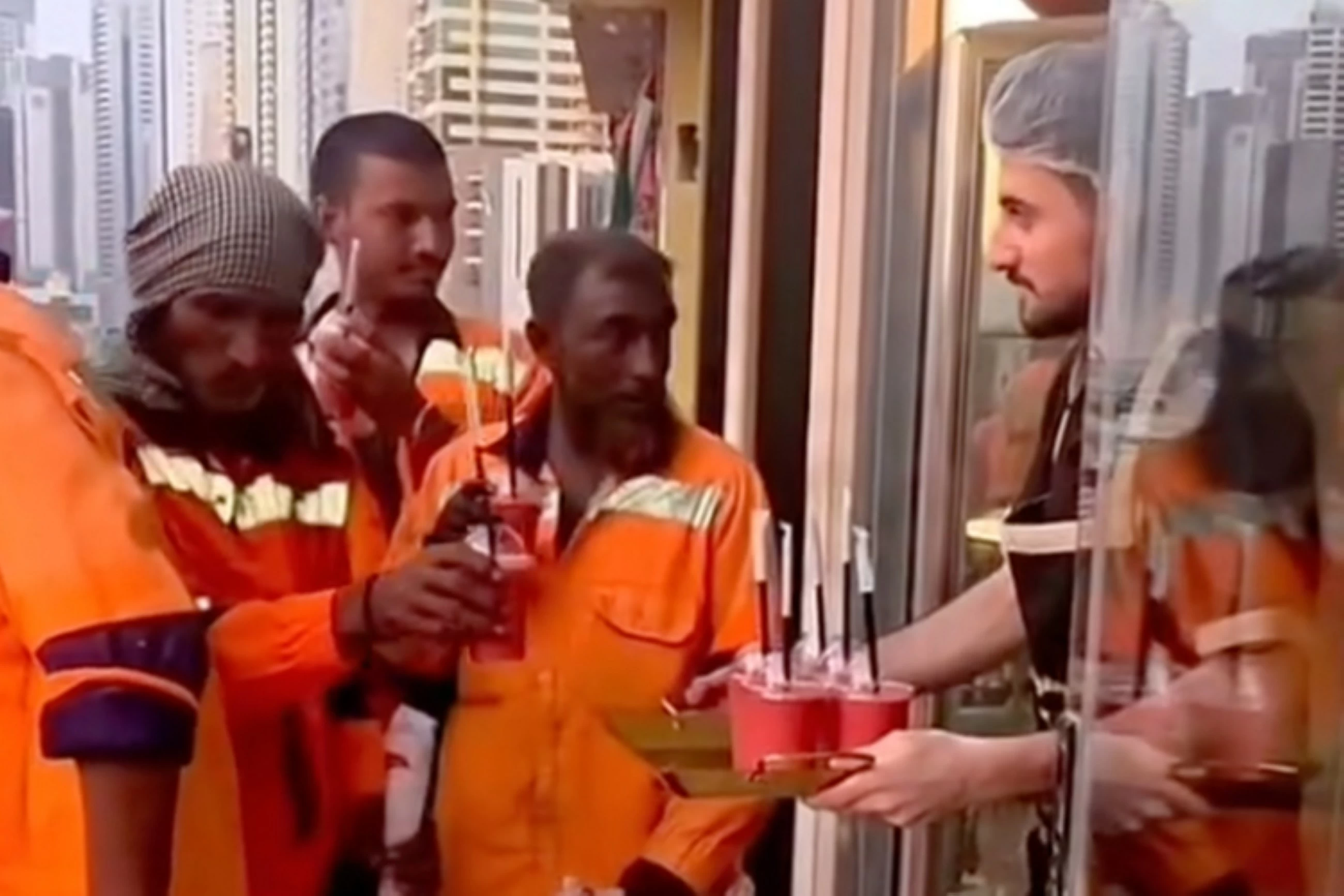 Sharjah Cafe Wins Hearts Serving Free Slushies to Workers in Summer Heat