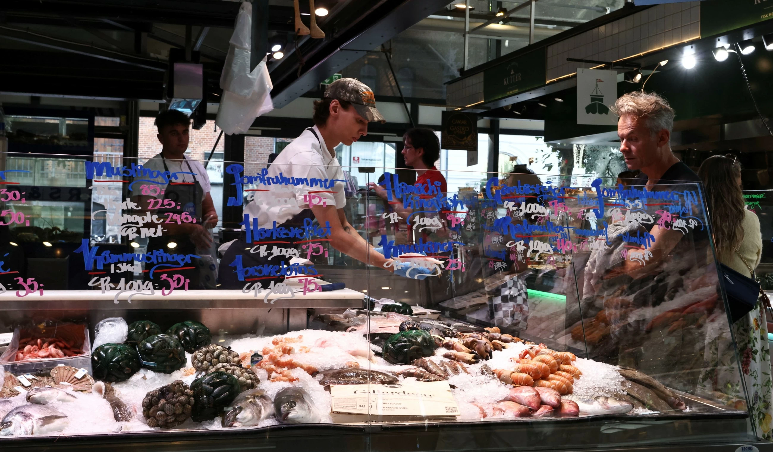 Global food prices rise to highest level in more than three years
