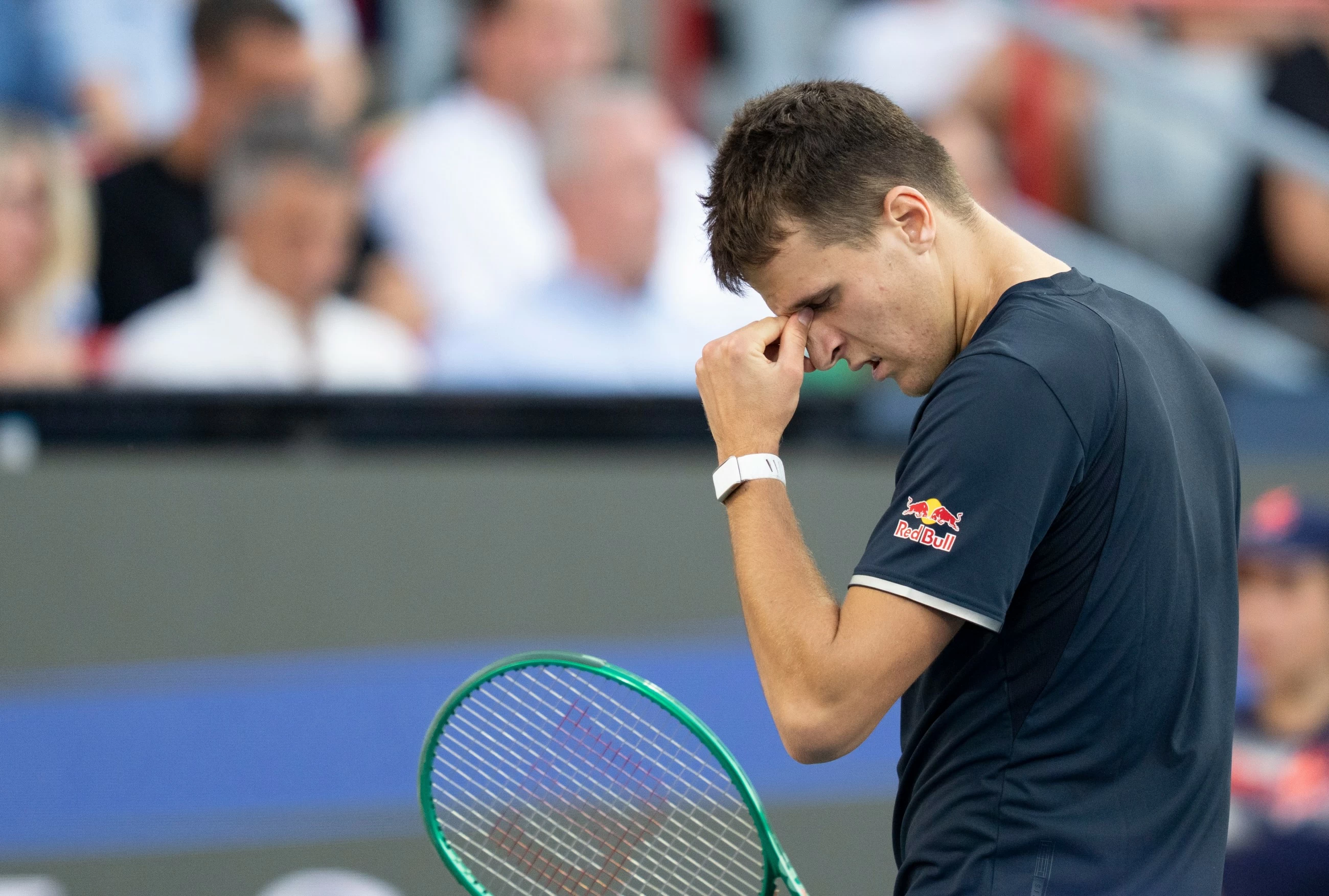 Defending champion Shelton rolls into Montreal semis