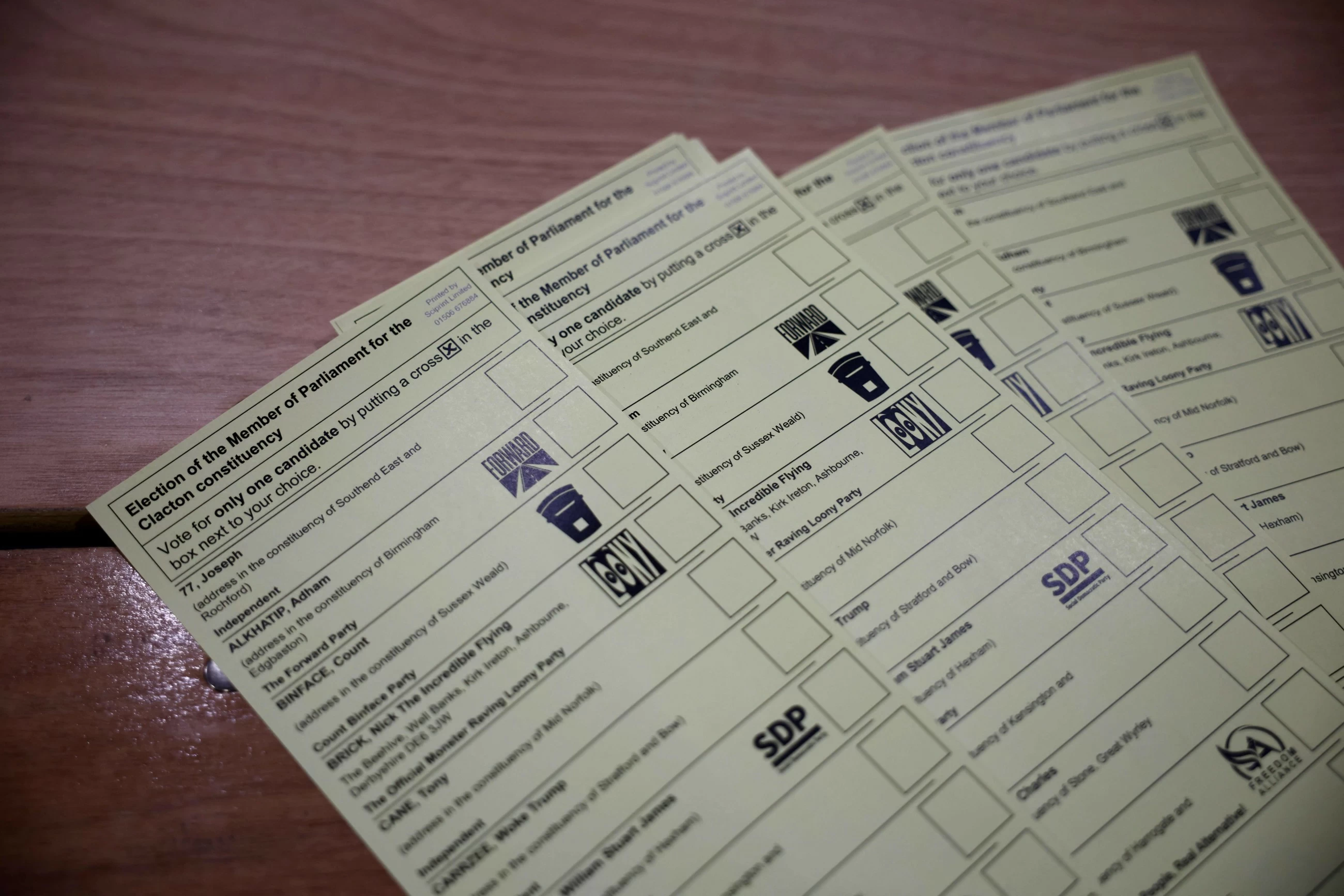 Farage wins Clacton by-election but national standing falters