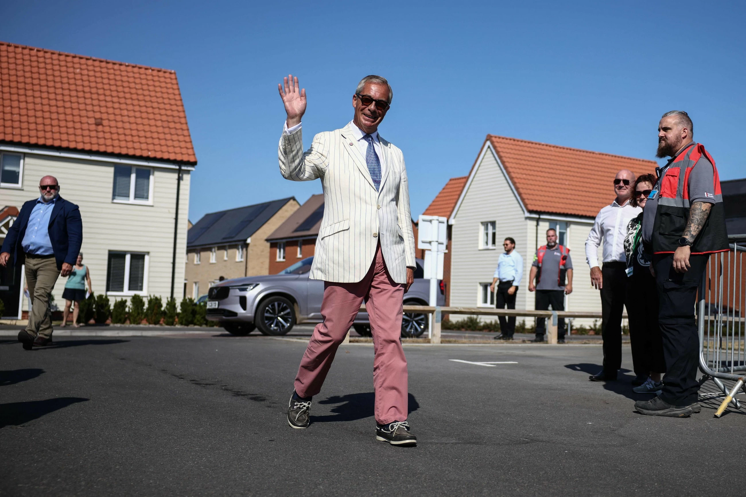 Farage&rsquo;s victory fails to create an impact