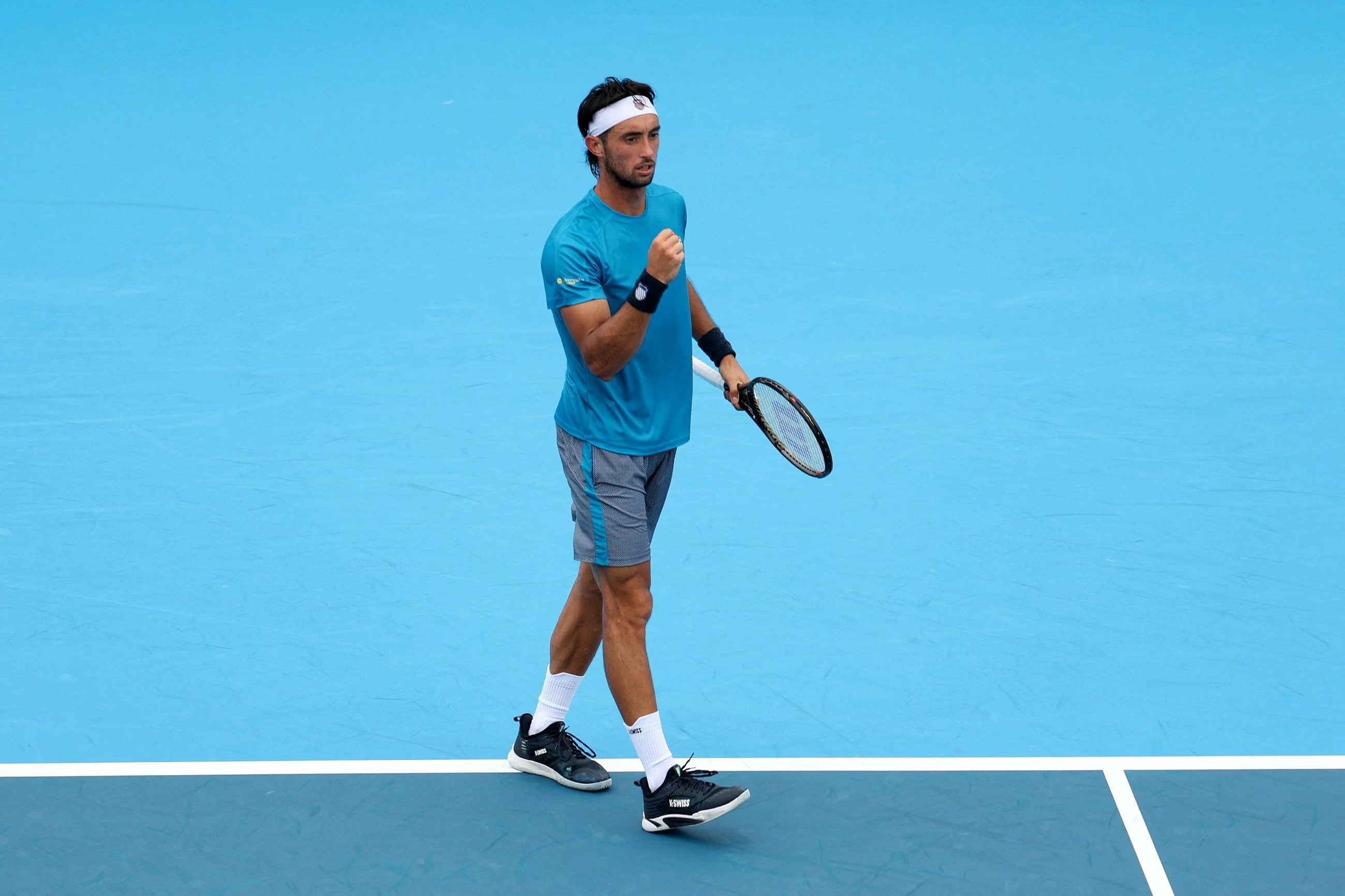 Djokovic feels the heat in Cincinnati opening defeat