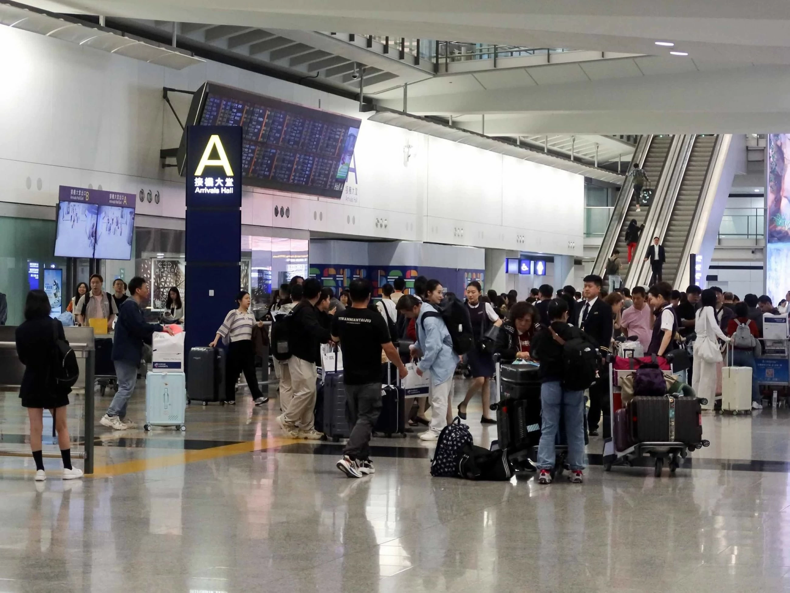 Hong Kong’s first-half air passenger traffic up 11.7%