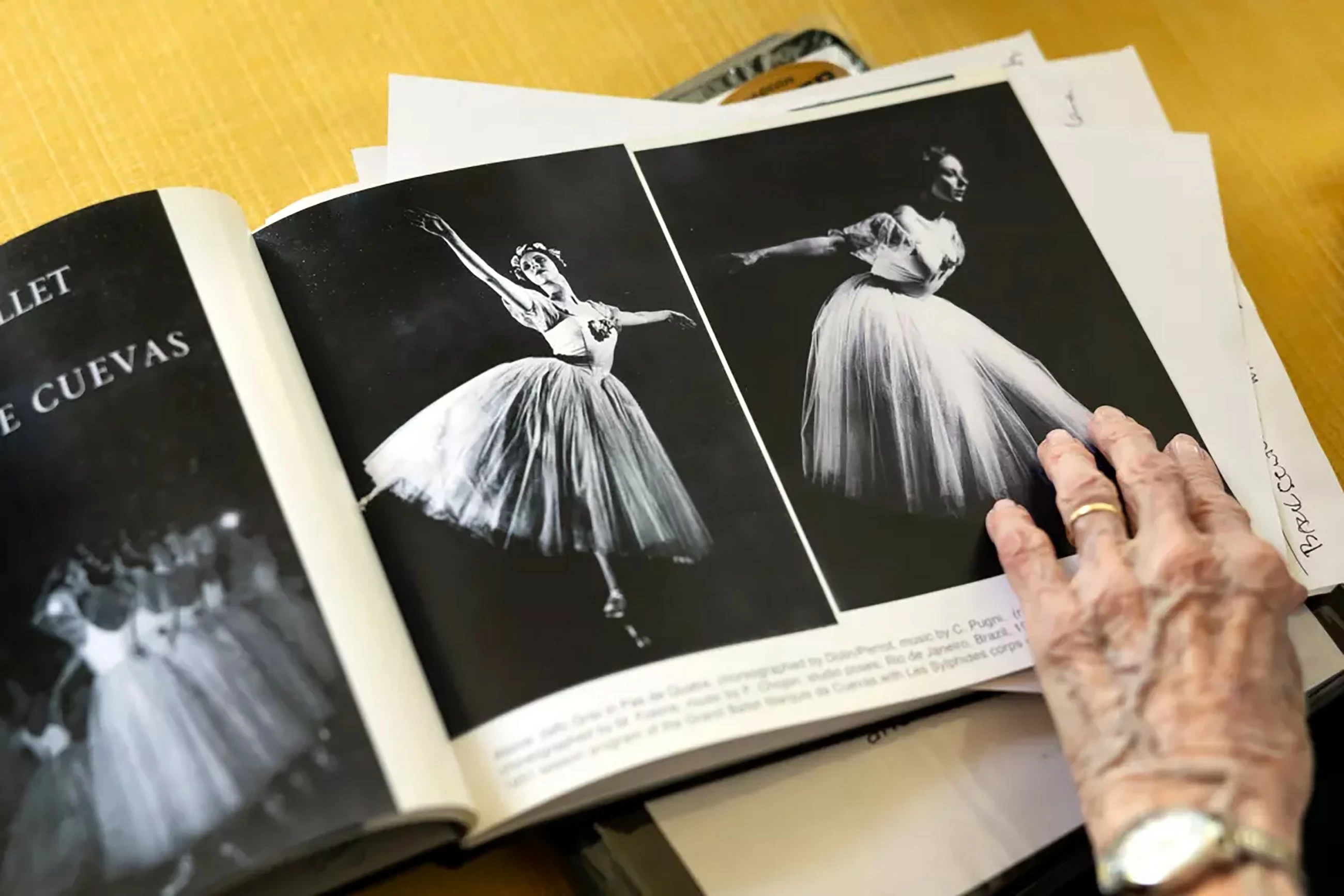 After performing all over the world, this 99-year-old still teaches ballet