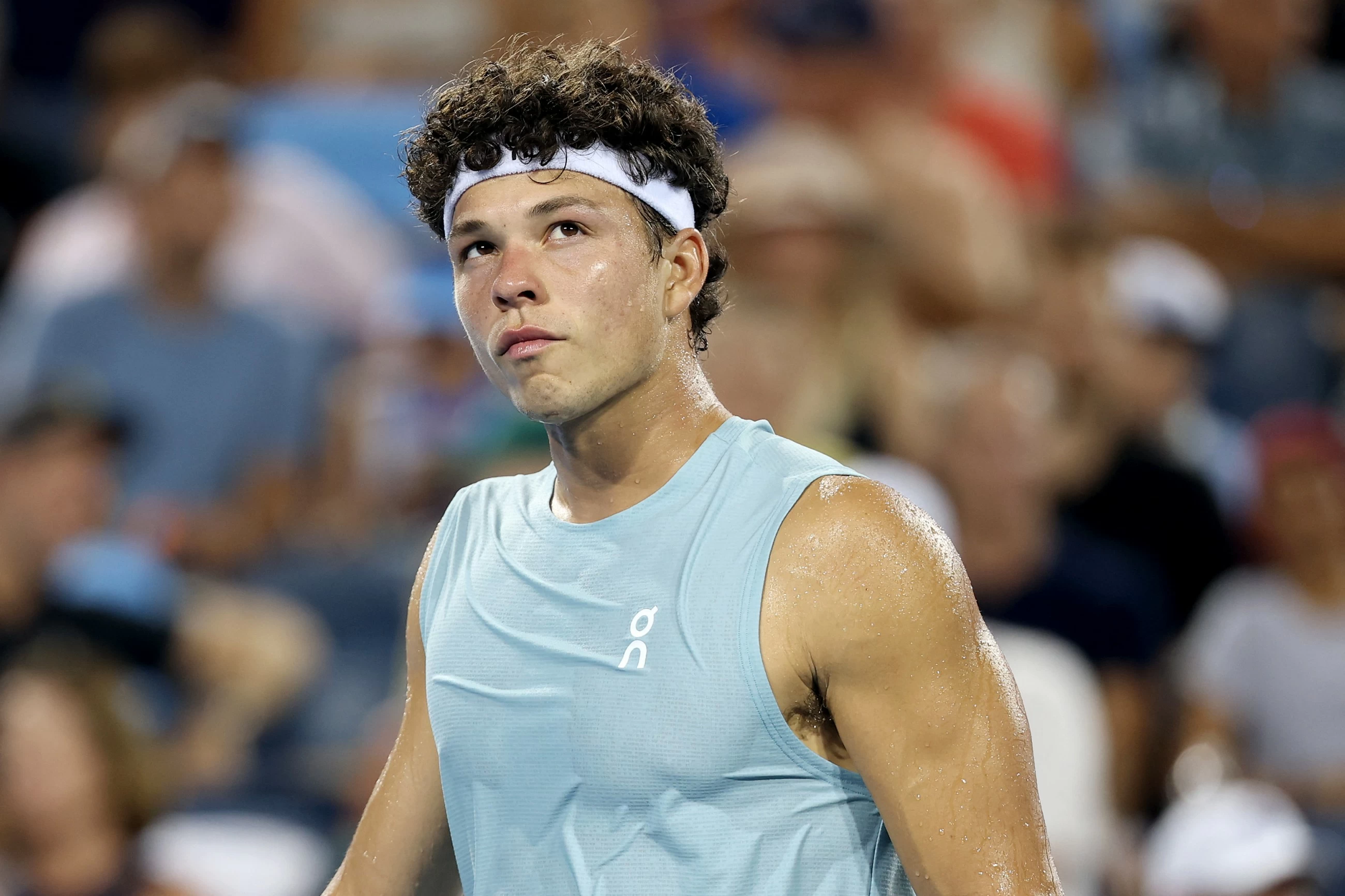 Sabalenka squeezes out win on sixth match point in Cincinnati