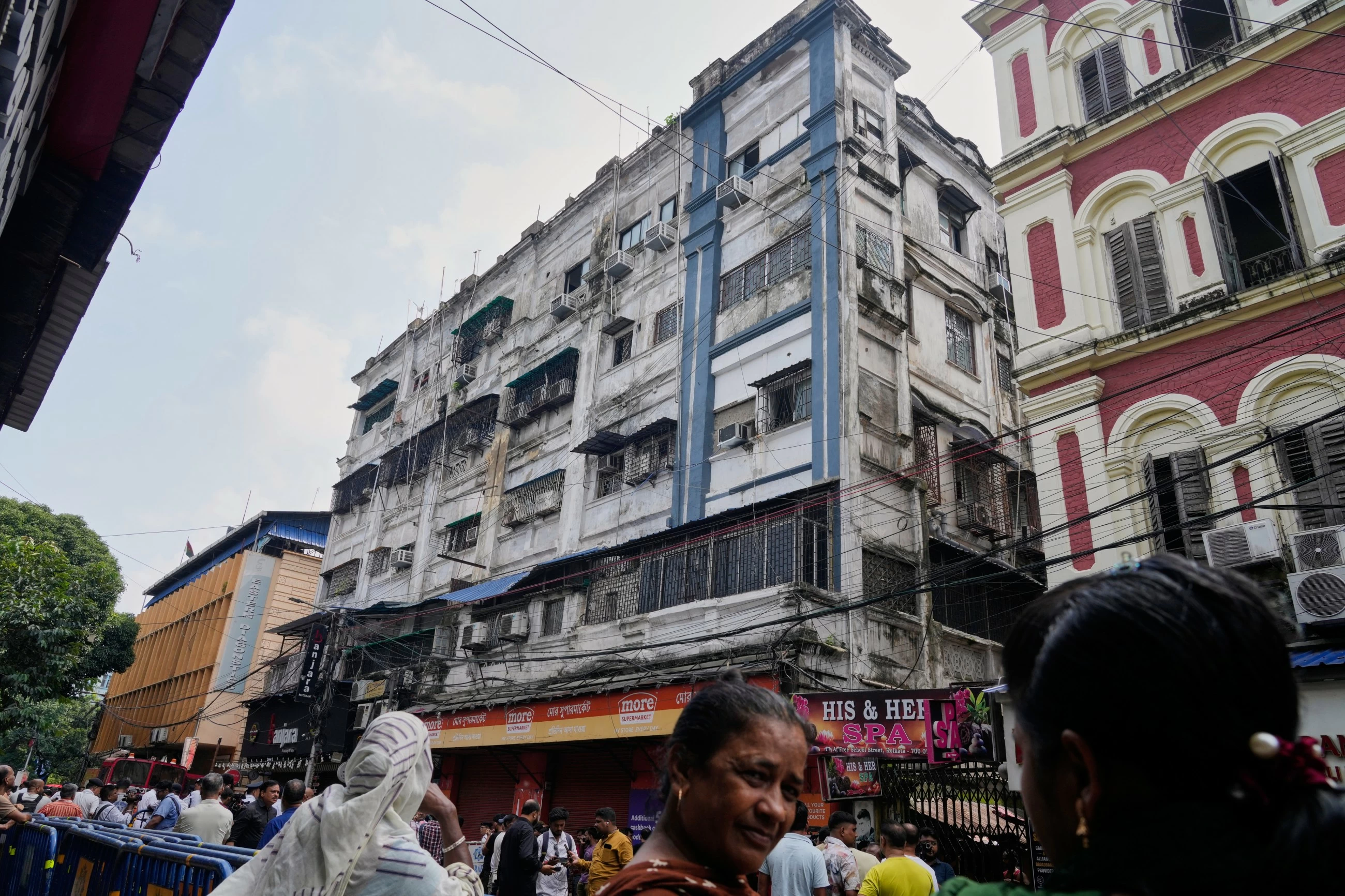 Nine, including two women and a child, killed in Kolkata hotel fire