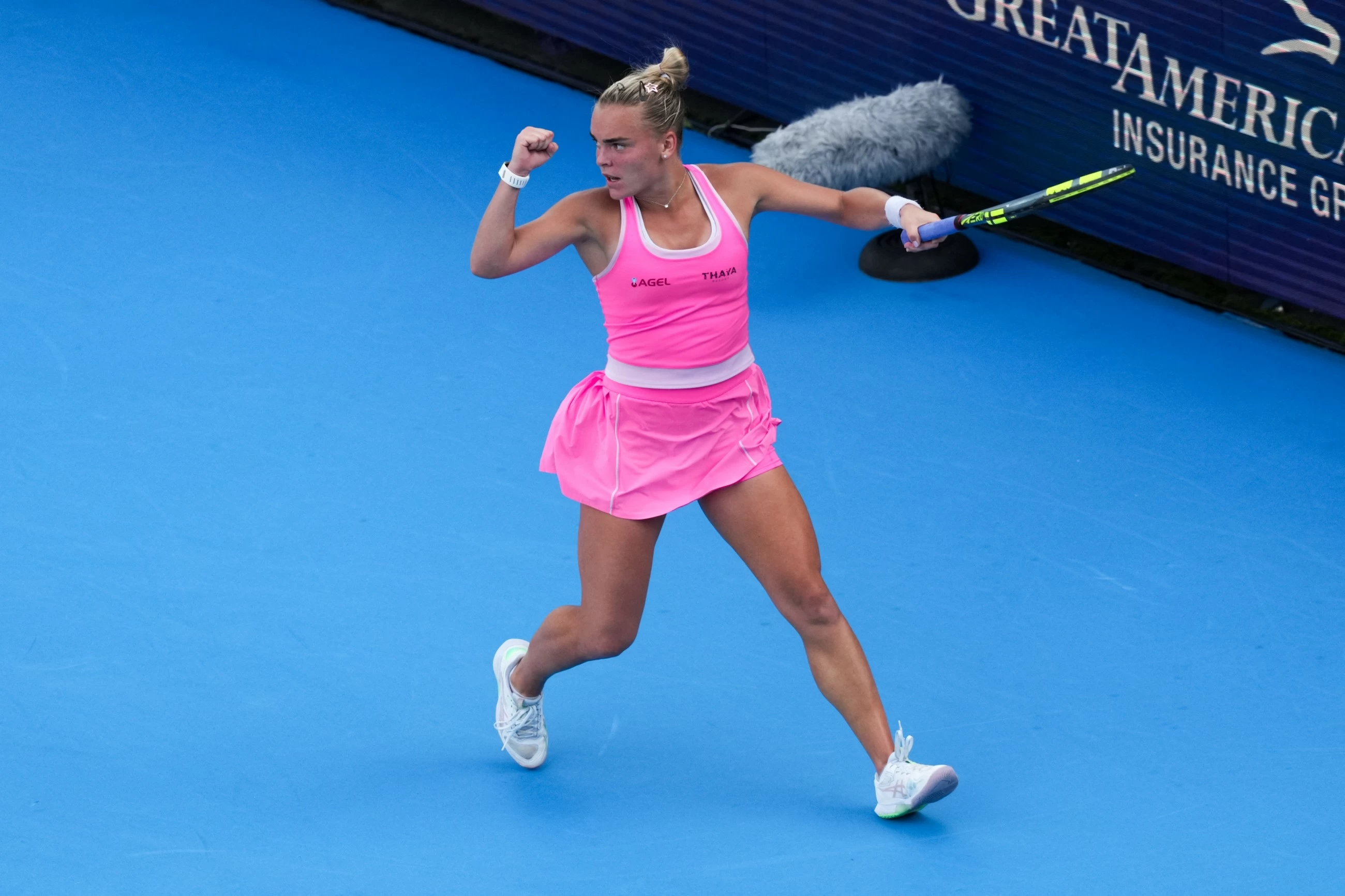 Nakashima pounds Fritz, Bejlek beats Keys in Cincinnati upsets
