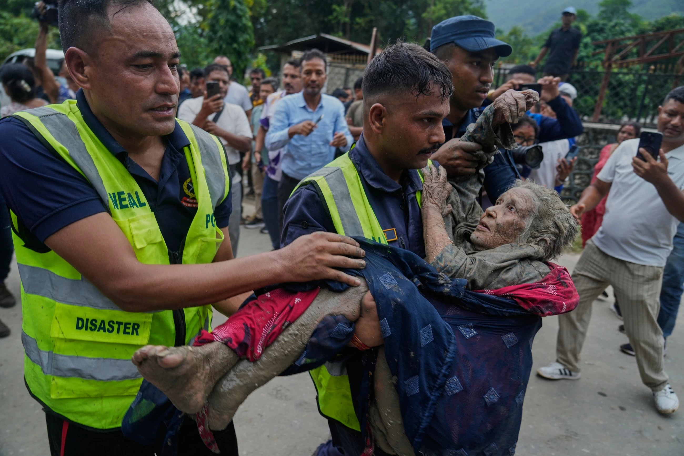 Massive flood near Tibet border kills at least 95 in Nepal