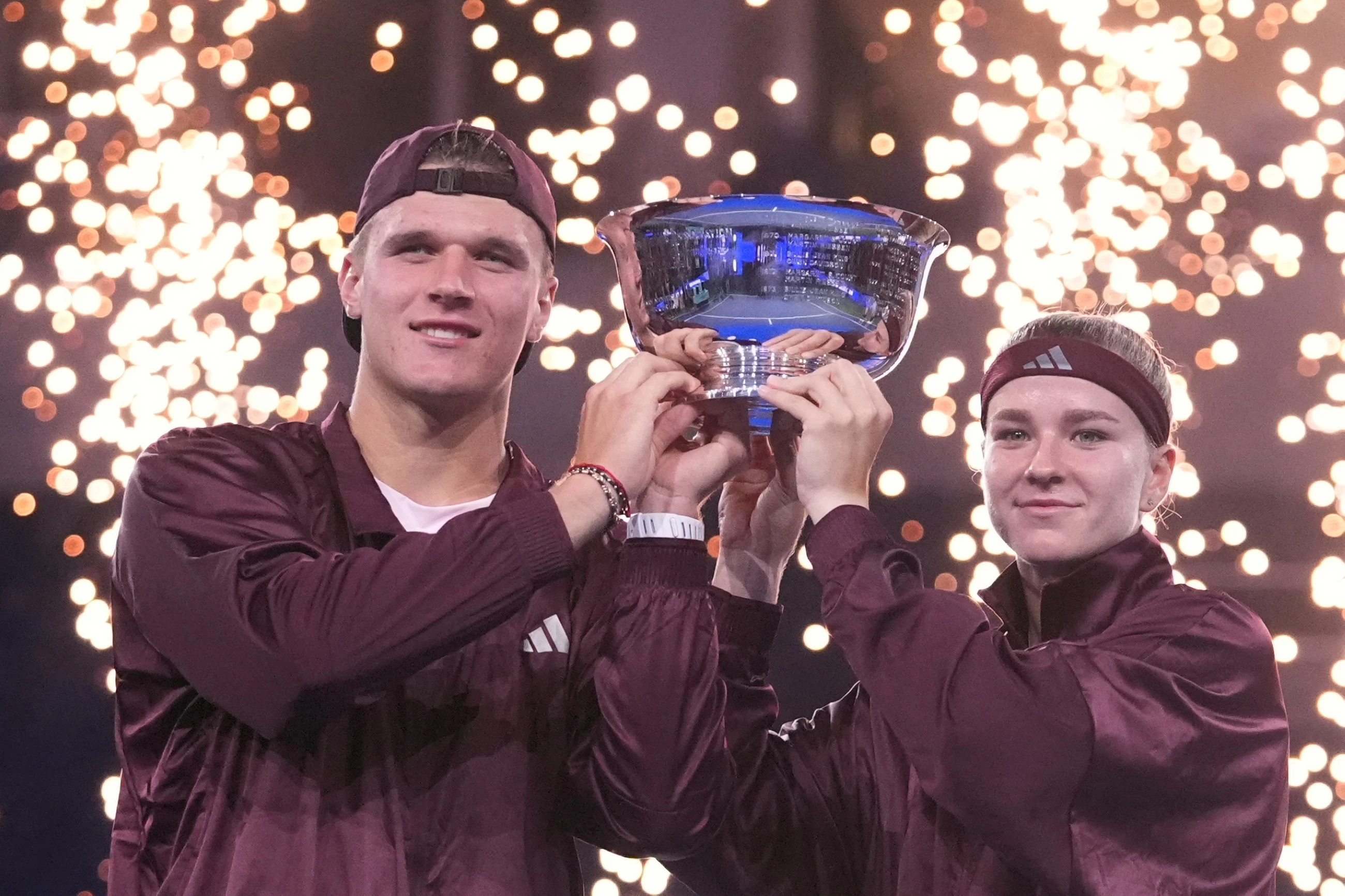 Czech Duo Muchova and Mensik Clinch US Open Mixed Doubles Title