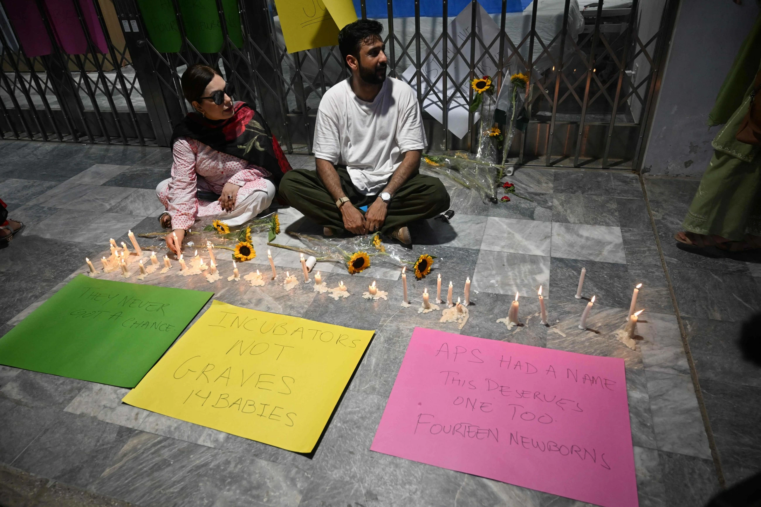 Vigil held in Pakistan for 14 newborns as investigators probe cause of fatal PIMS Hospital fire