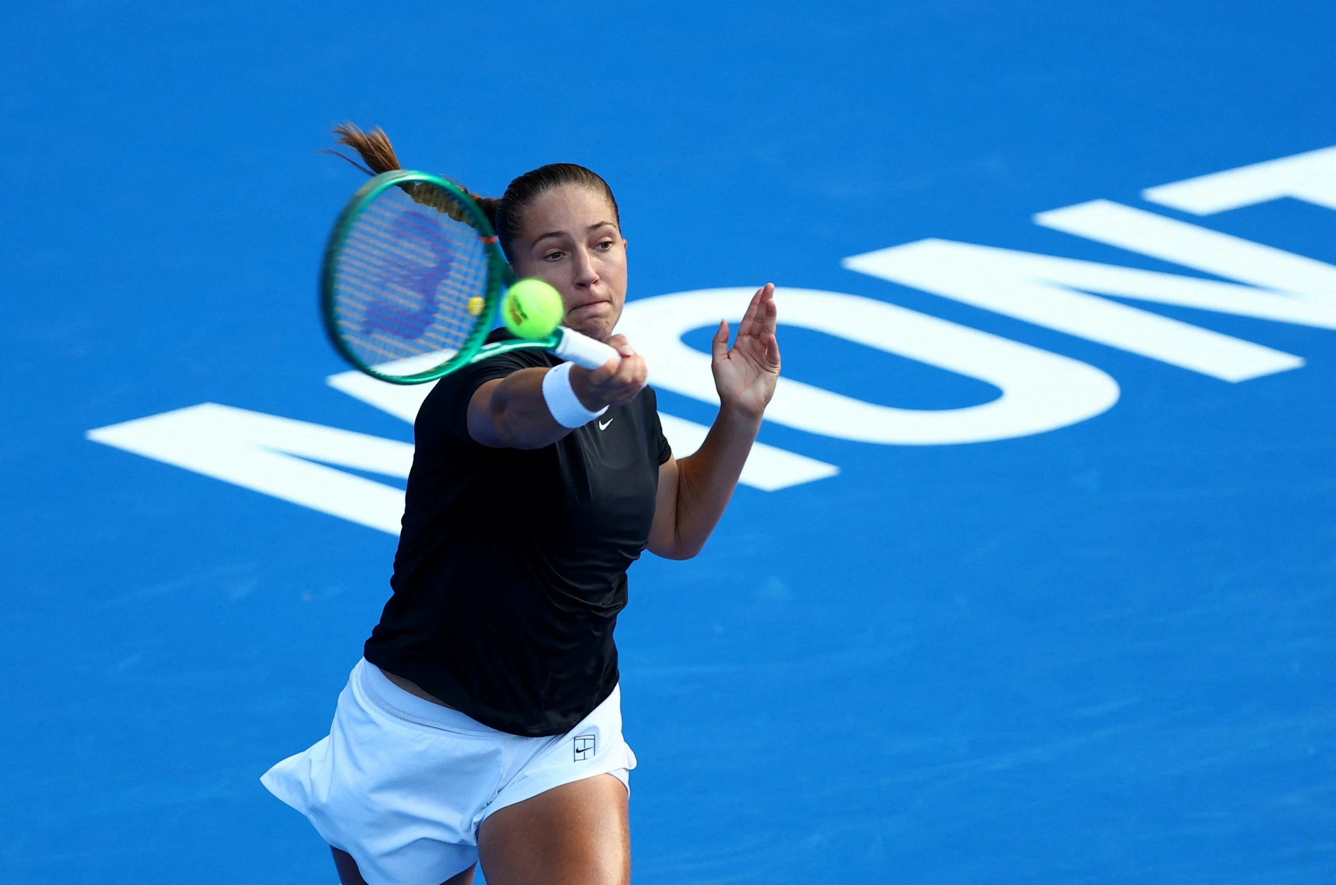 Mertens joins Parry in Monterrey final after rallying past Bartunkova