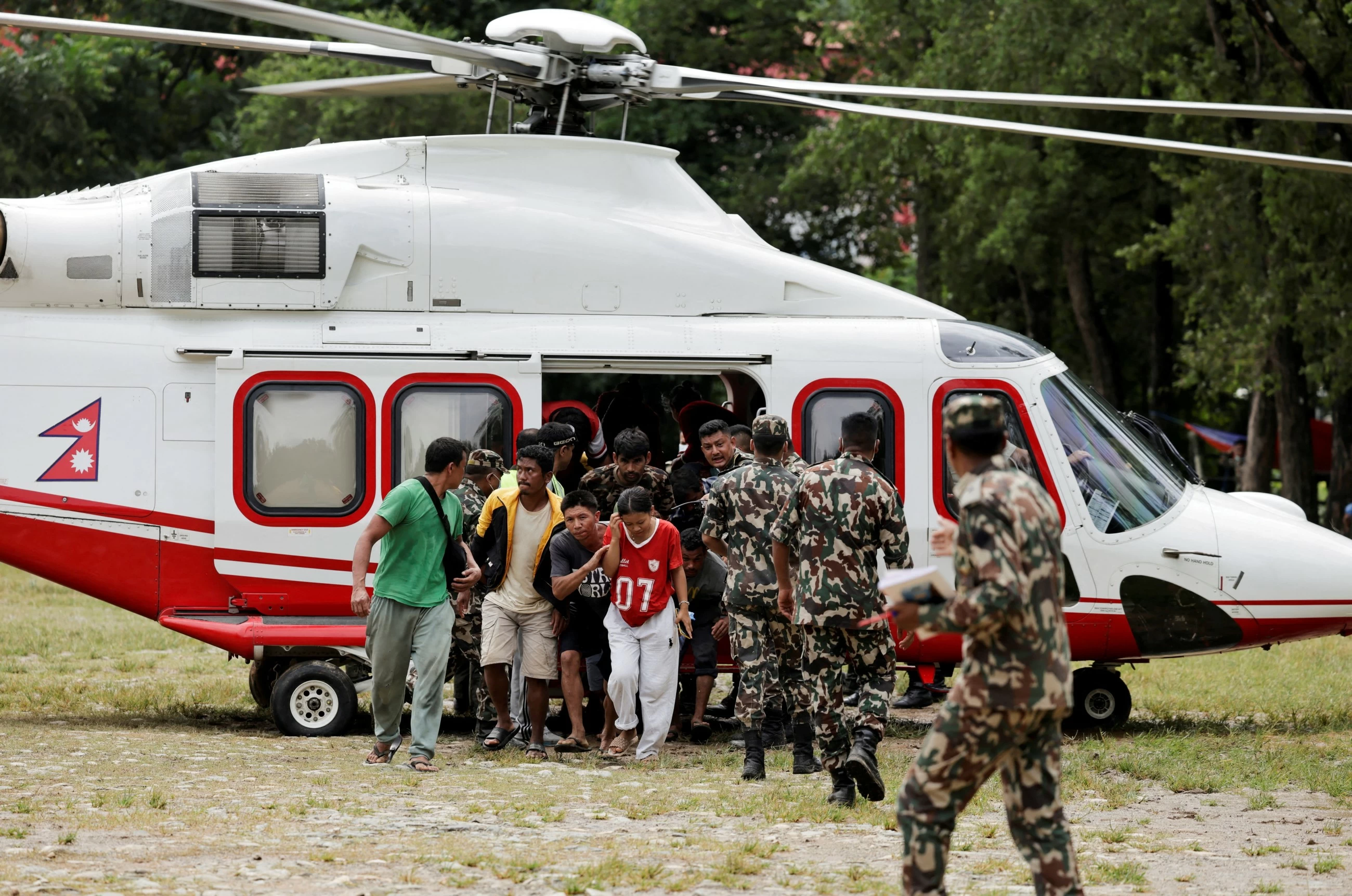 Over 600 dead, 3,000 missing after Nepal floods; survivors reach safe areas