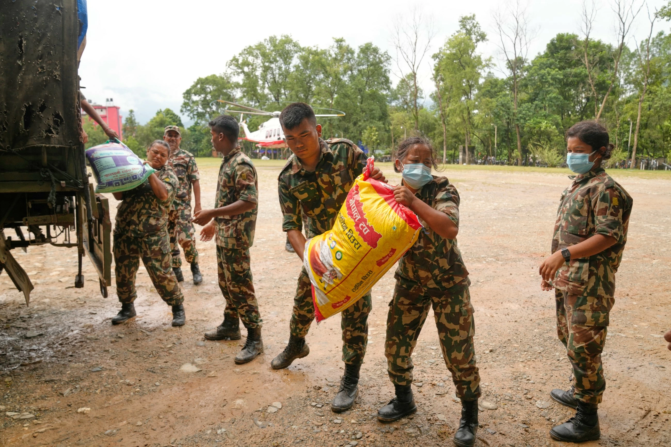 Over 600 dead, 3,000 missing after Nepal floods; survivors reach safe areas