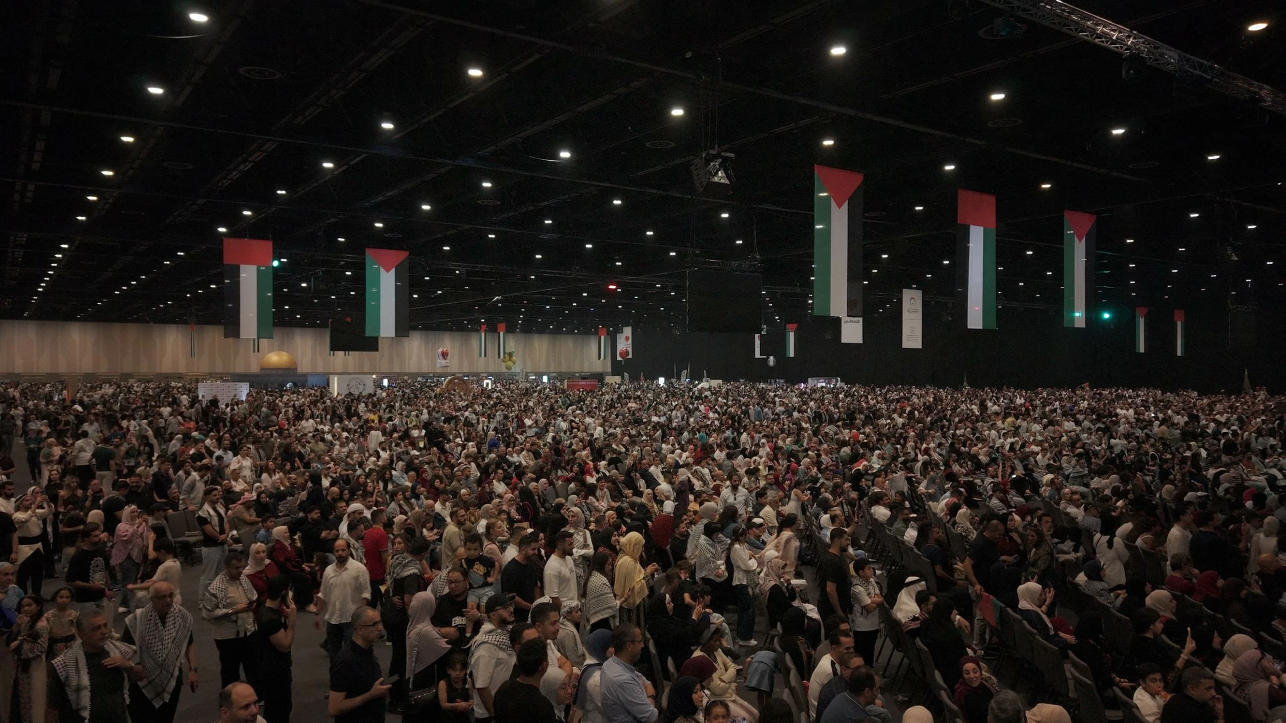 Over 50,000 join Palestinians in celebrating their culture, heritage and success stories in UAE