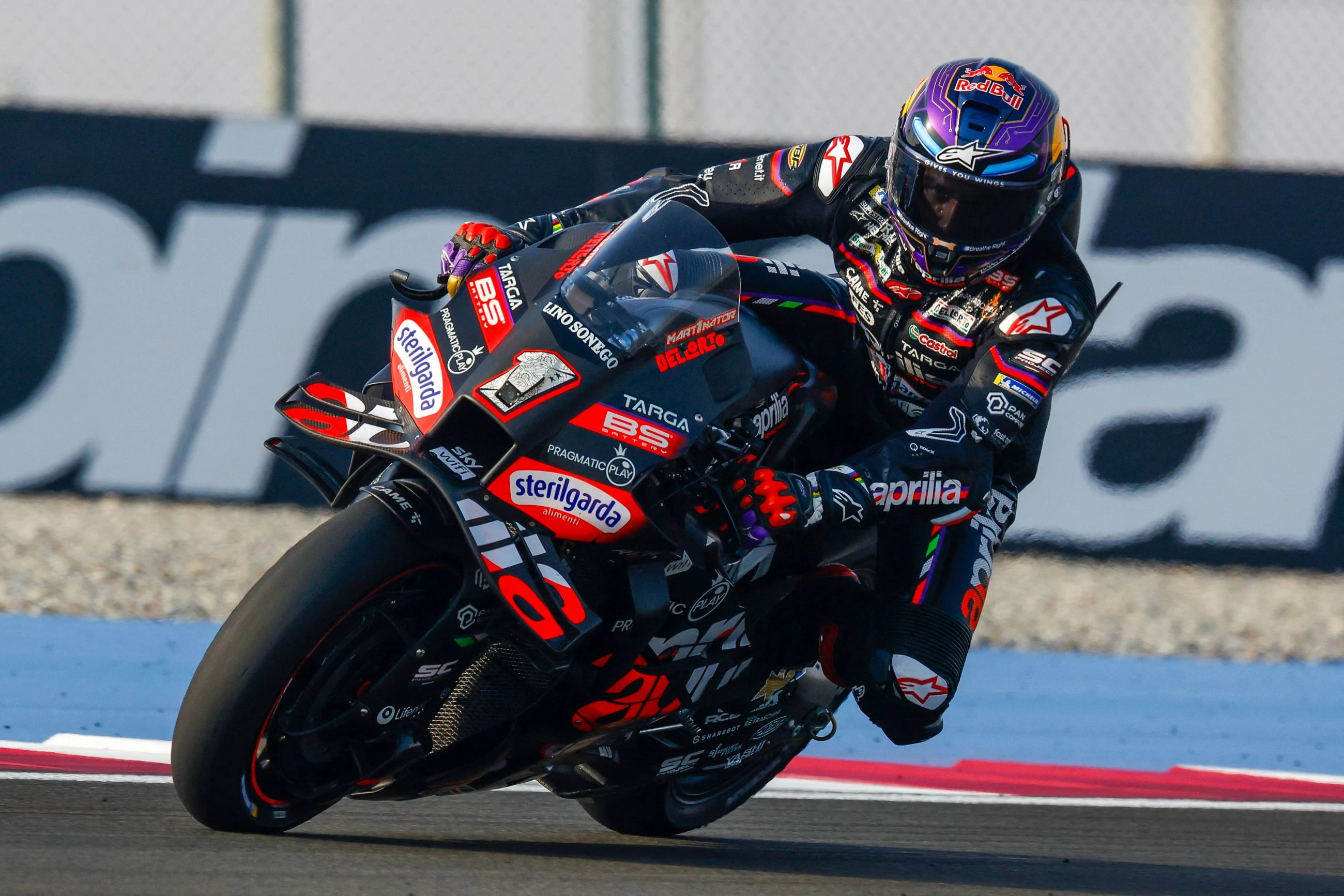 Qatar still planning to host MotoGP and F1 races