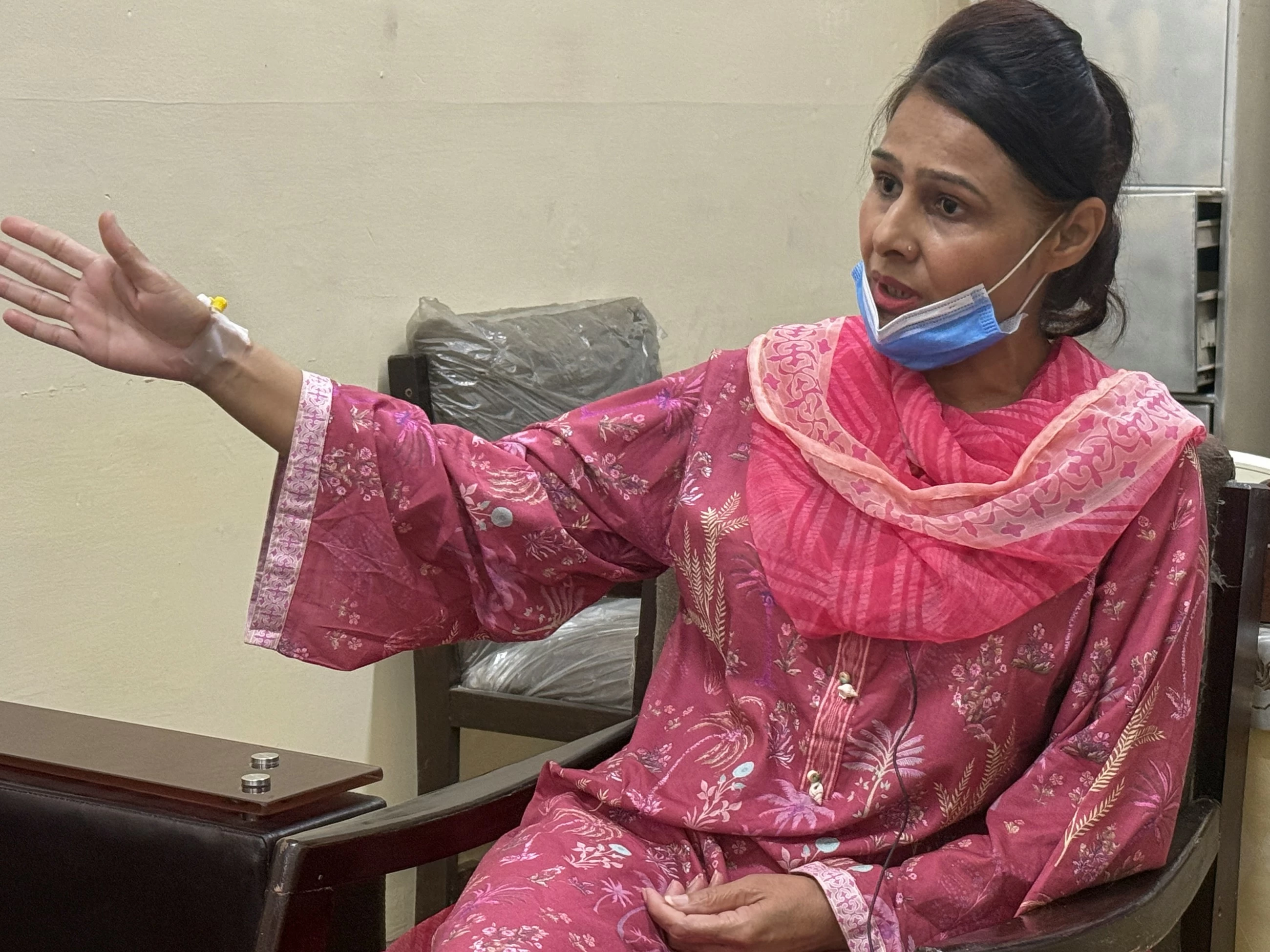 Nurse who saved newborn baby from Pakistan hospital fire wishes she could have saved the rest