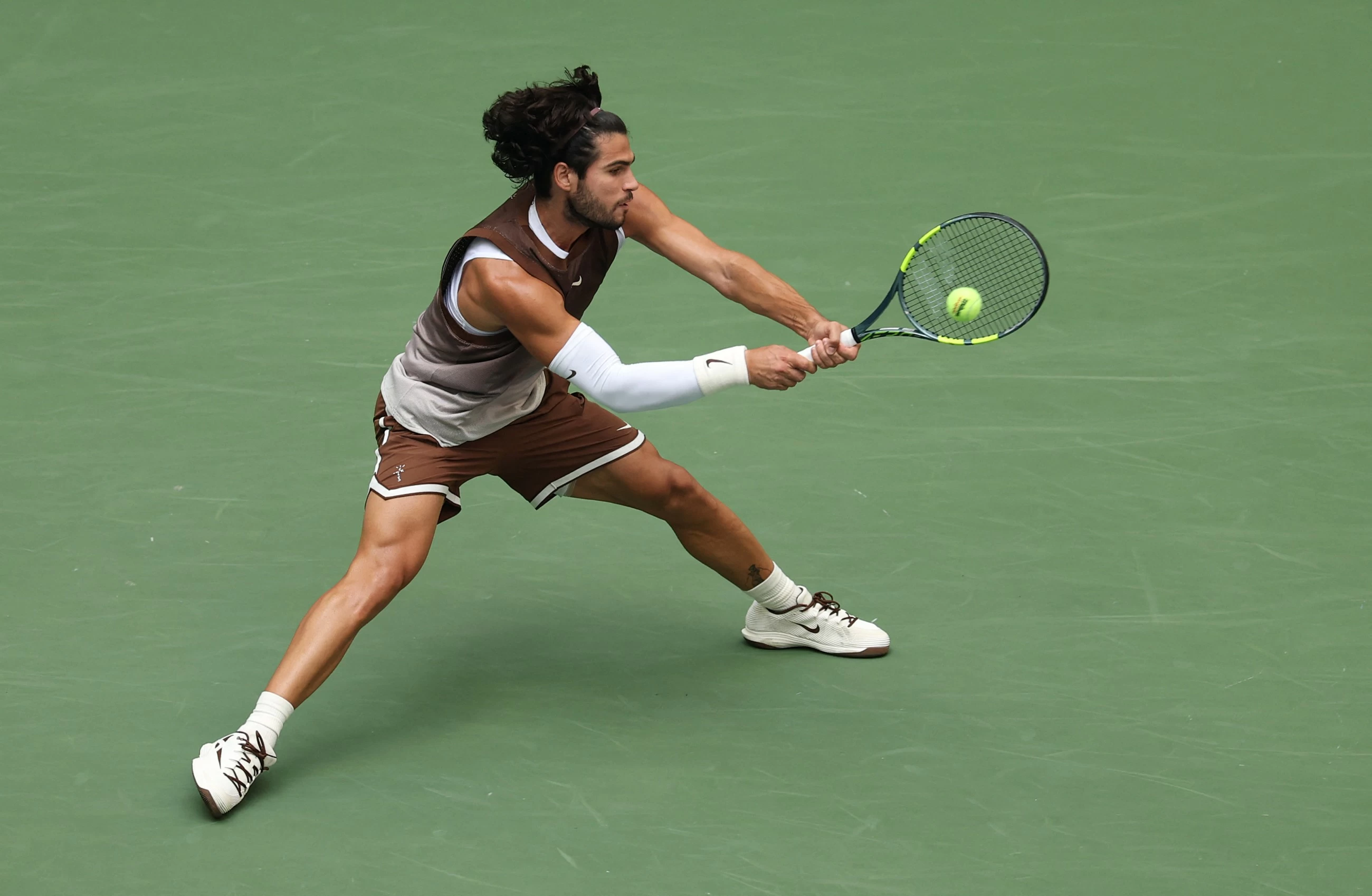 Sabalenka, Alcaraz into US Open last 16