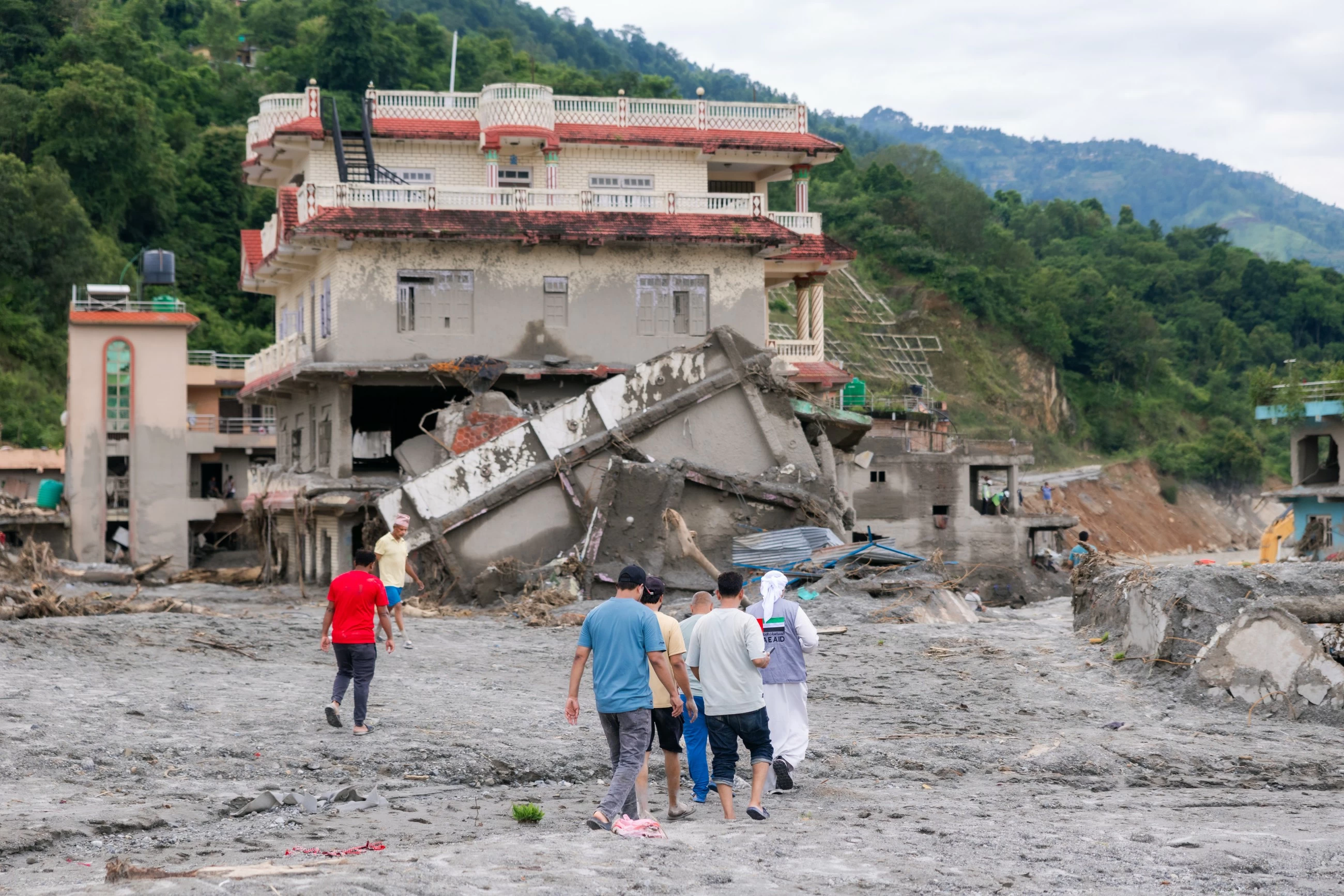 UAE Search and Rescue Team commences field operations in flood-affected areas in Nepal