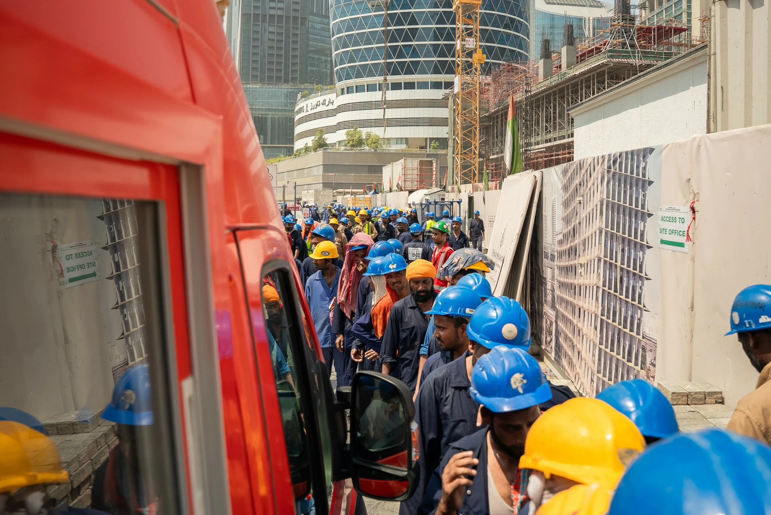 Al Fareej Fridge distributes 2 million bottles of cold water to Dubai workers