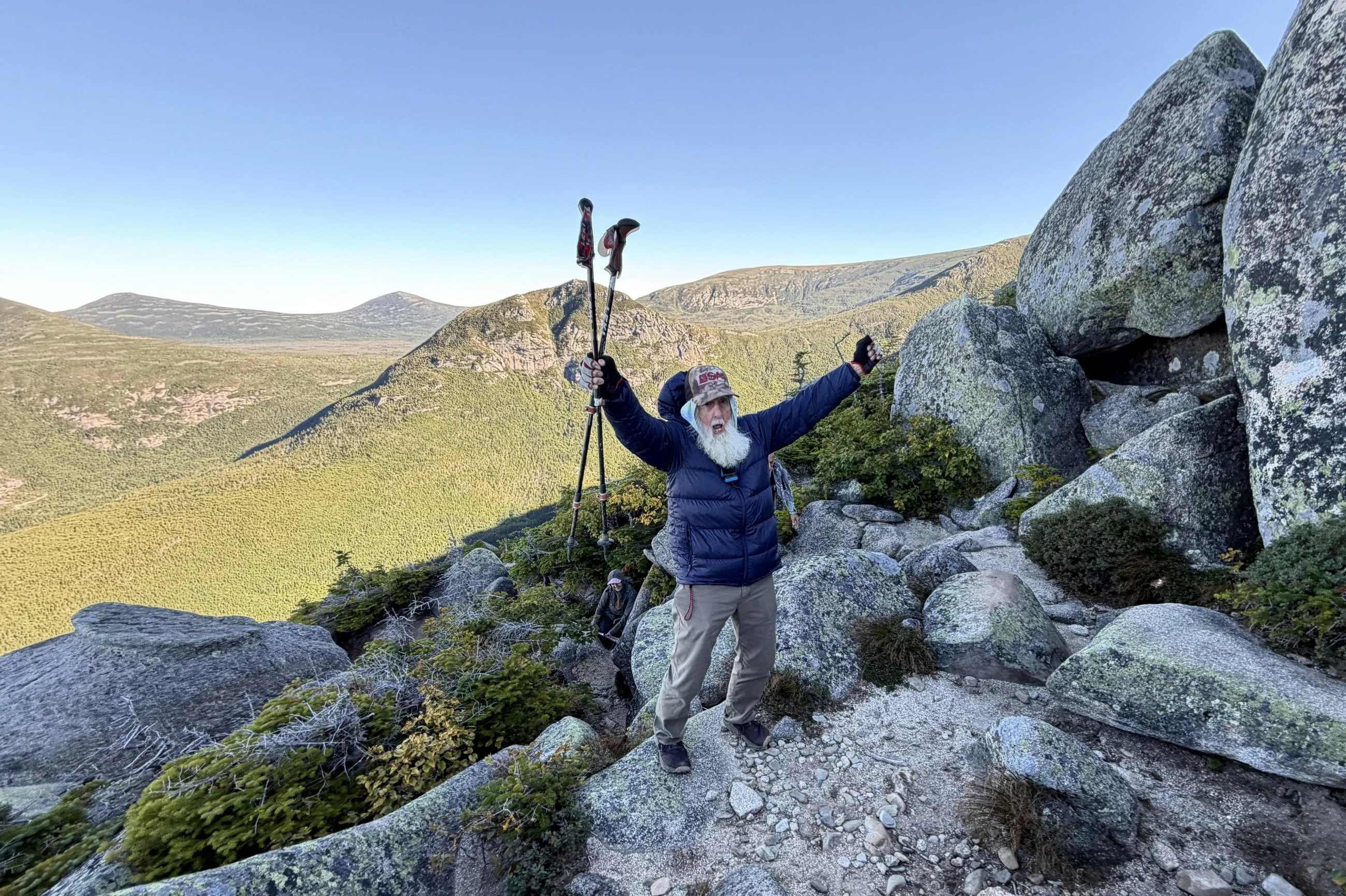 At 91, Dale Sanders becomes the oldest person to complete Appalachian Trail