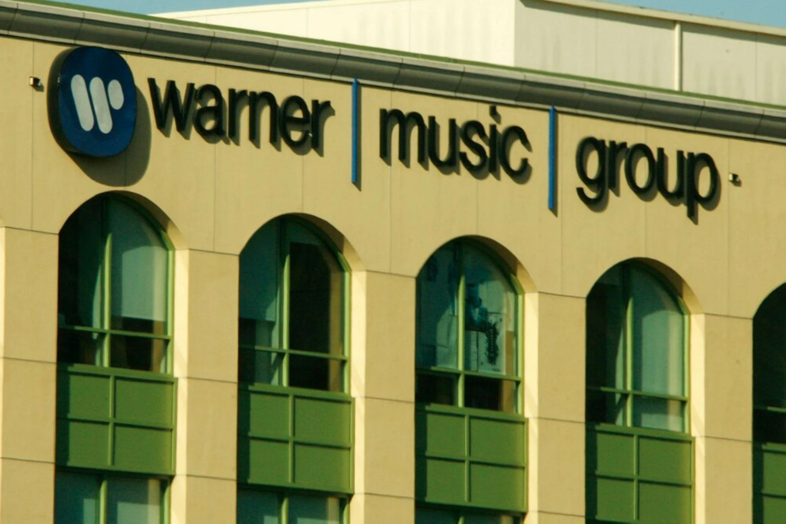 Suno releases new AI music models in partnership with Warner Music, BMG