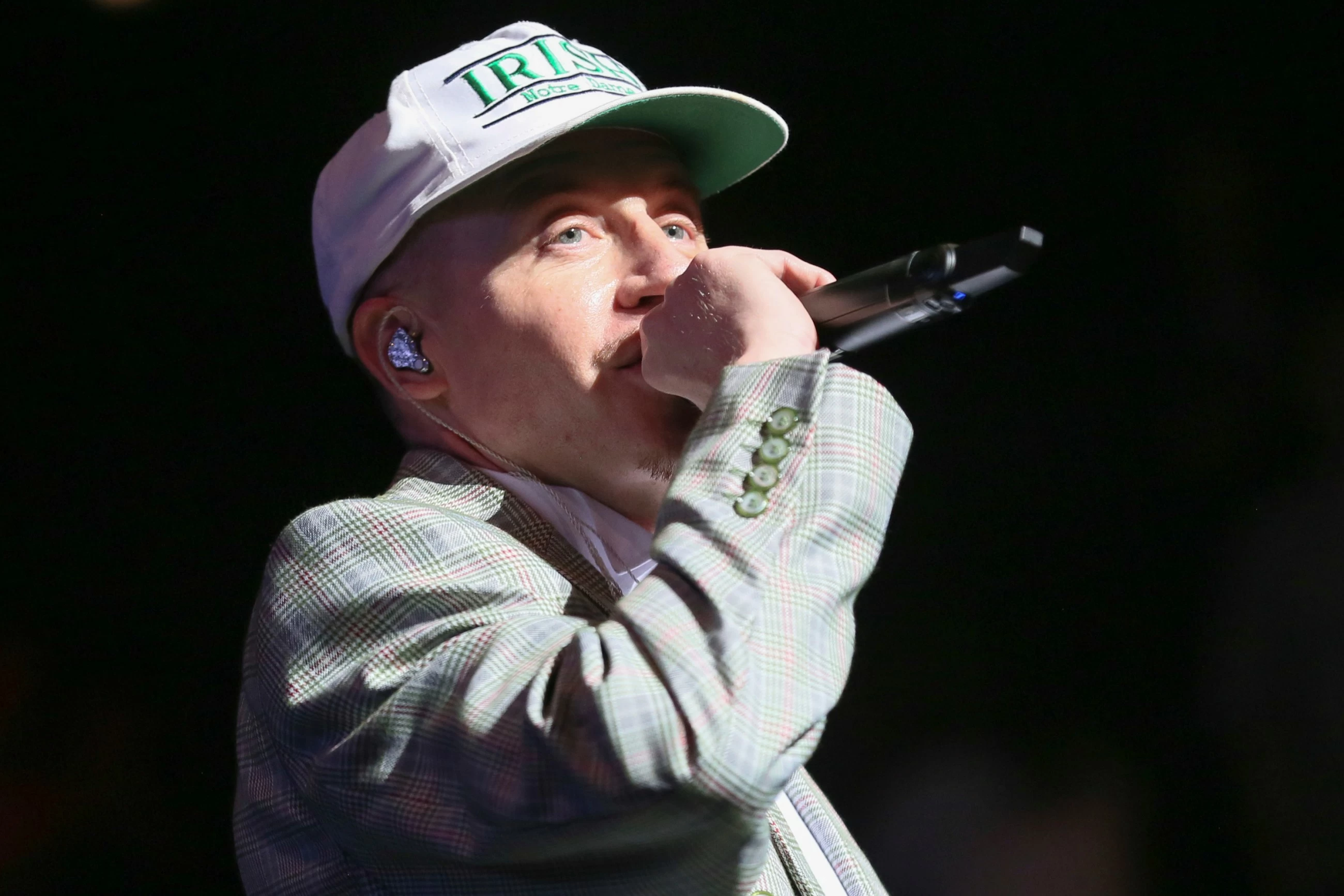 Mural of American rapper Macklemore painted in Gaza
