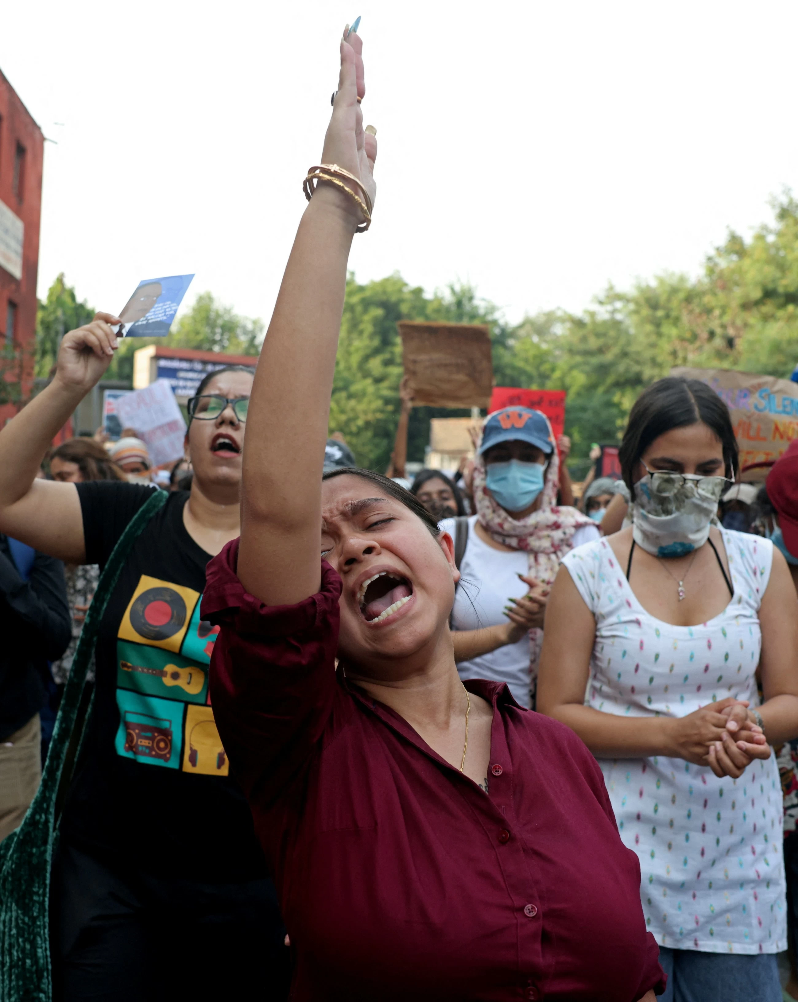 Hundreds of students protest in New Delhi after teenager reports gangrape