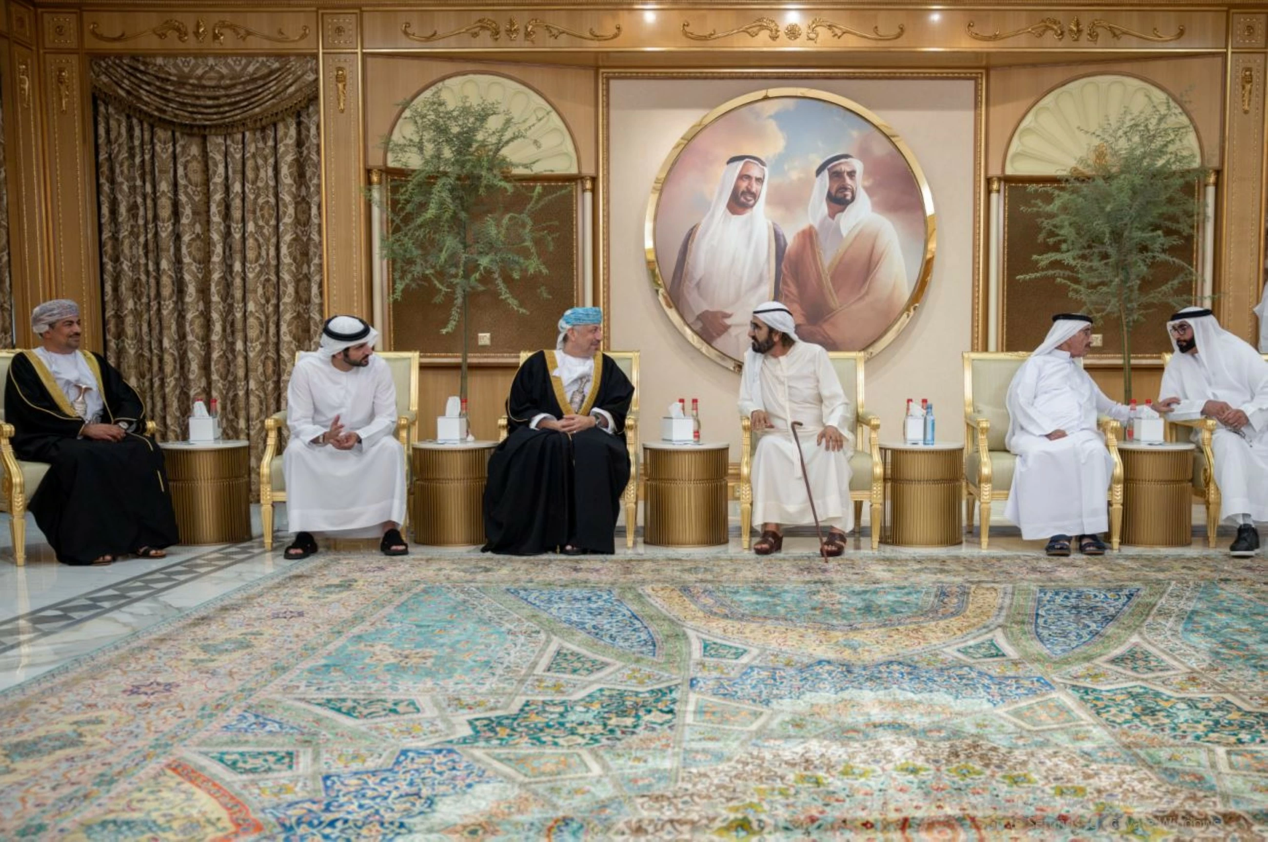 Sheikh Mohammed receives condolences from Bahrain King, Sultan of Oman, Qatari Emir and Emir of Kuwait
