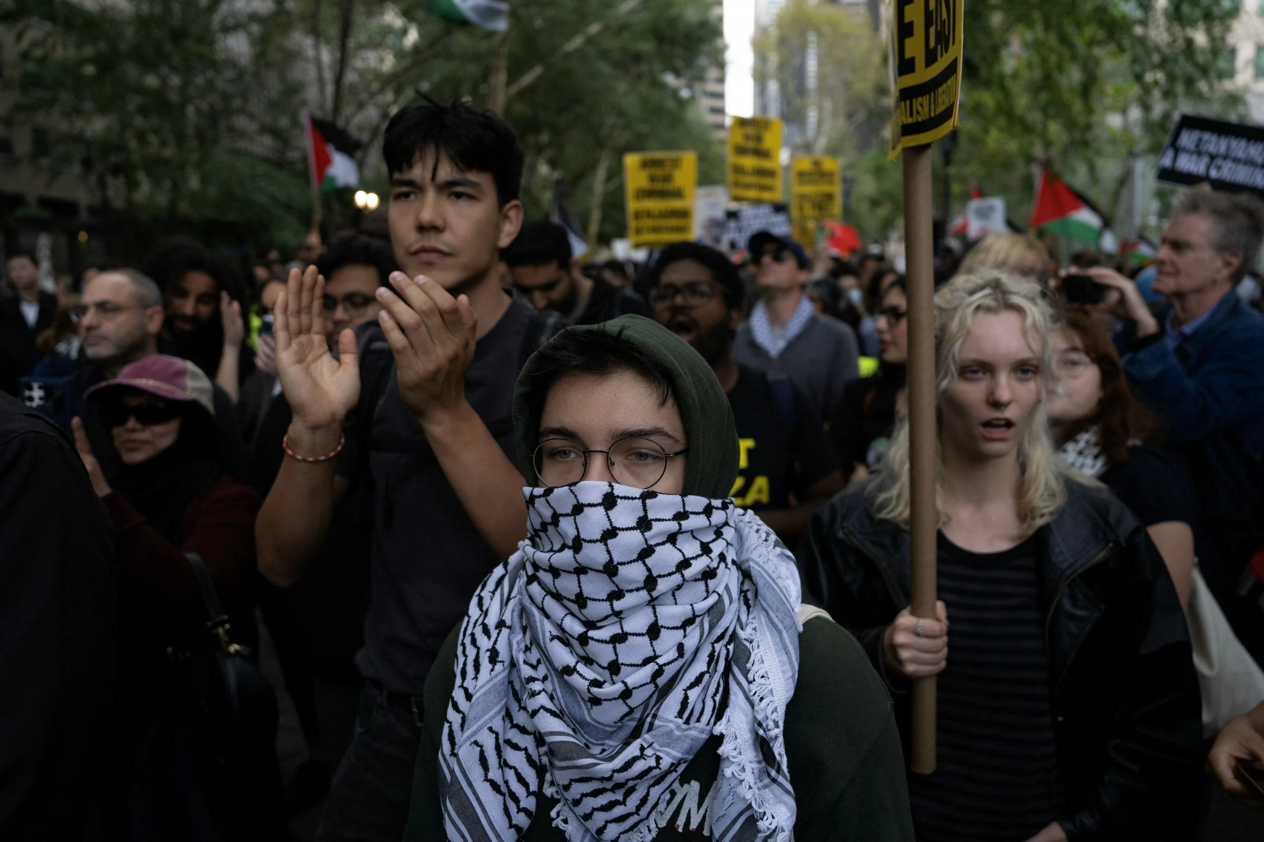 Hollywood stars among 100 arrested in New York anti-Netanyahu protest