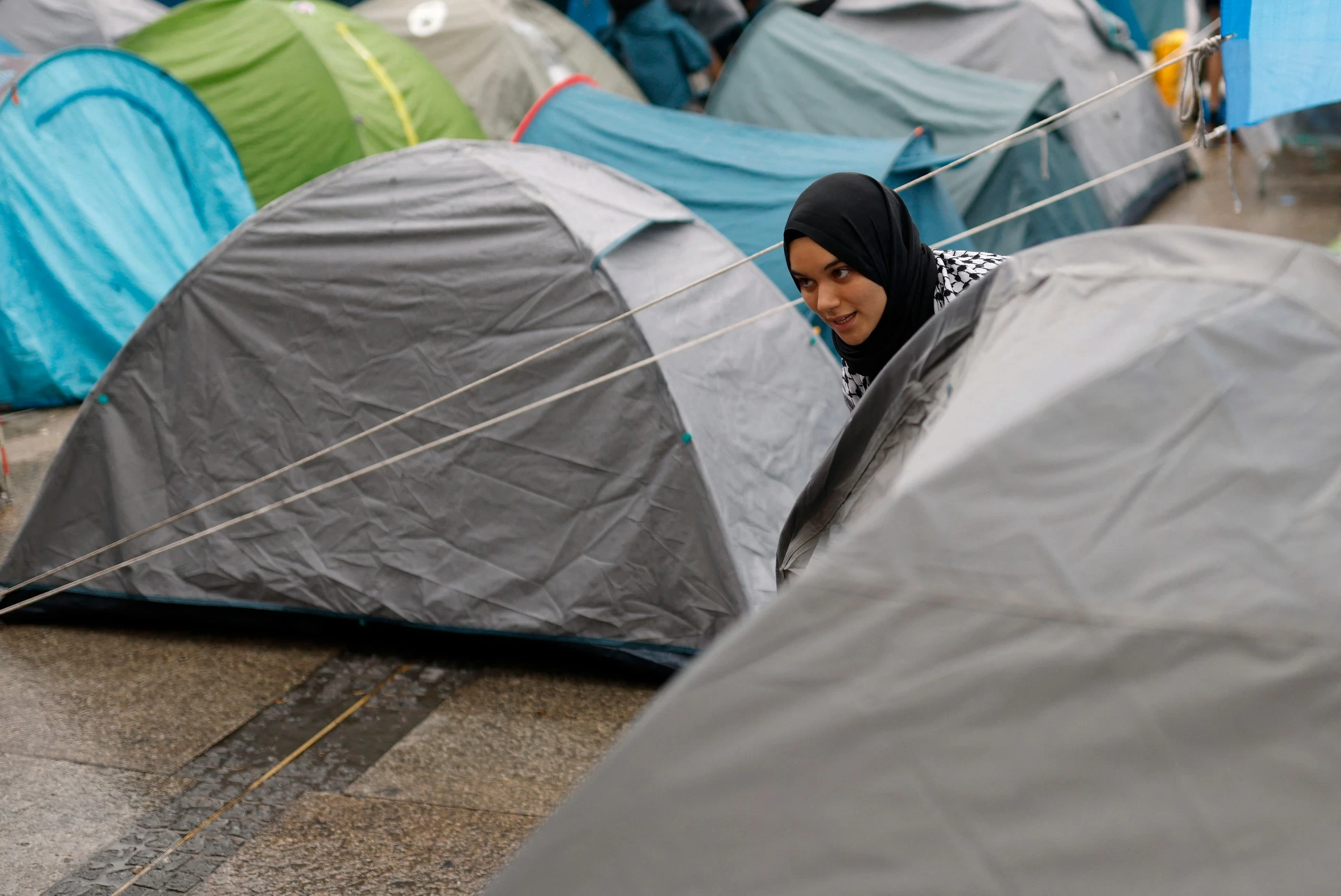 Spain aims to ban evictions until 2030 amid housing protests
