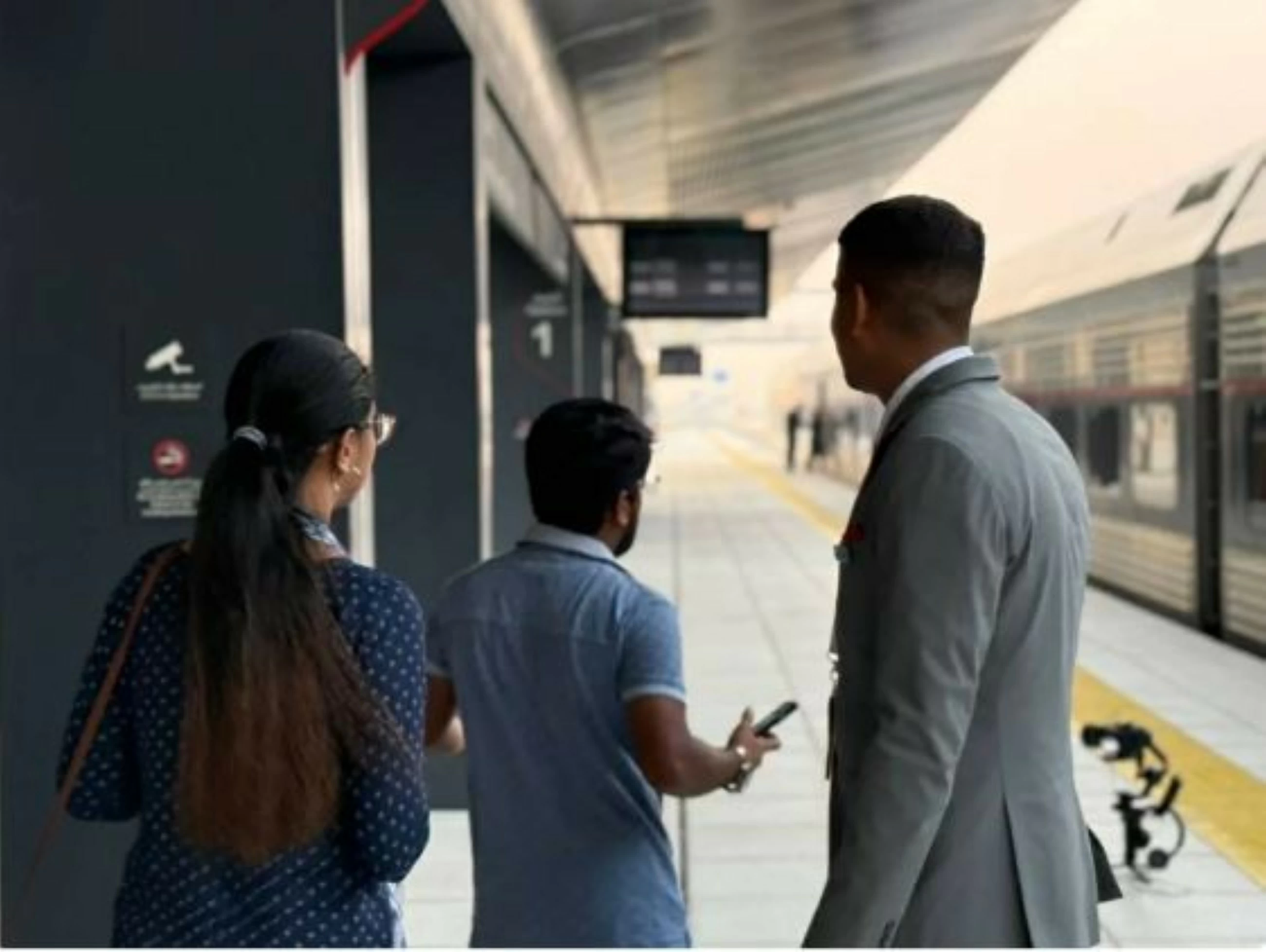 With 10 daily trips between Abu Dhabi and Dubai, Etihad Rail passenger service begins