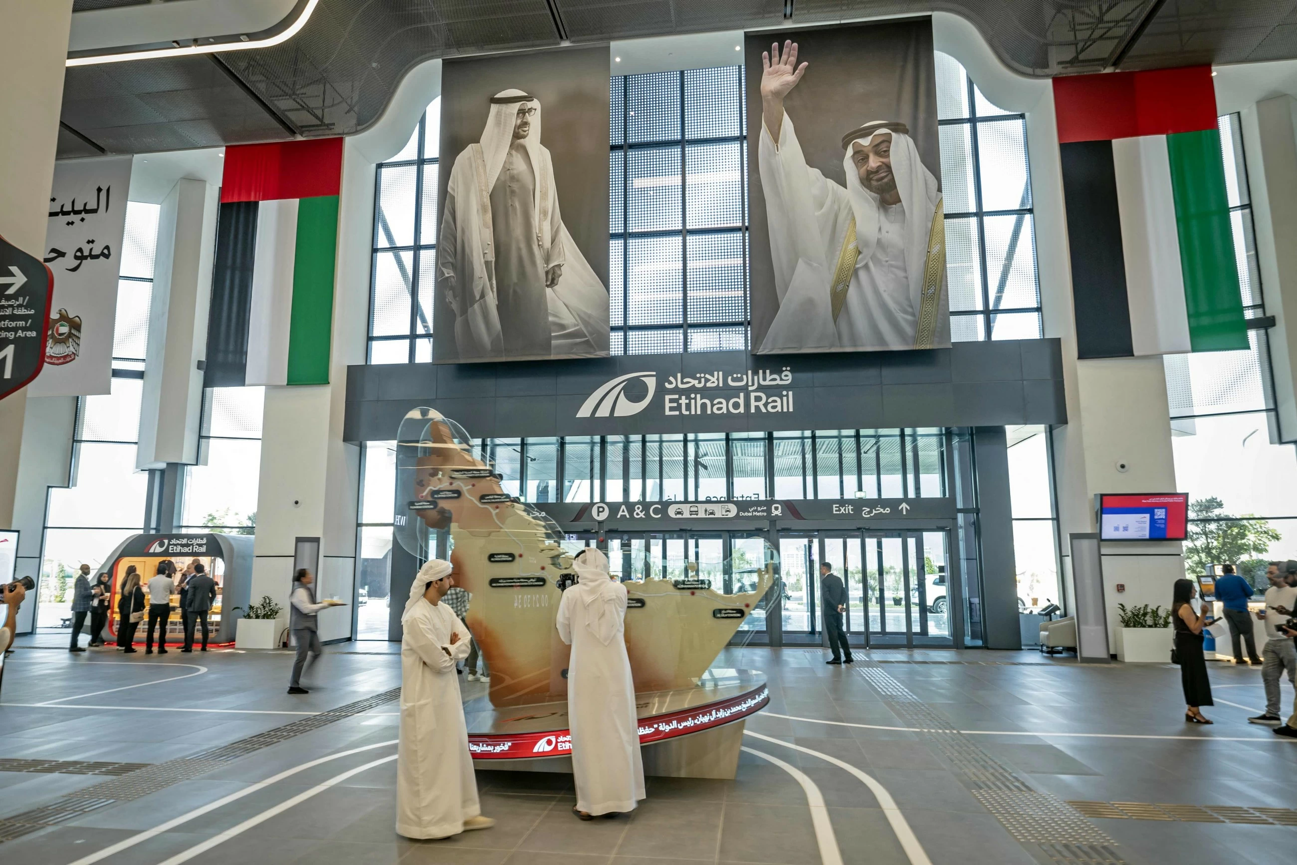 With 10 daily trips between Abu Dhabi and Dubai, Etihad Rail passenger service begins
